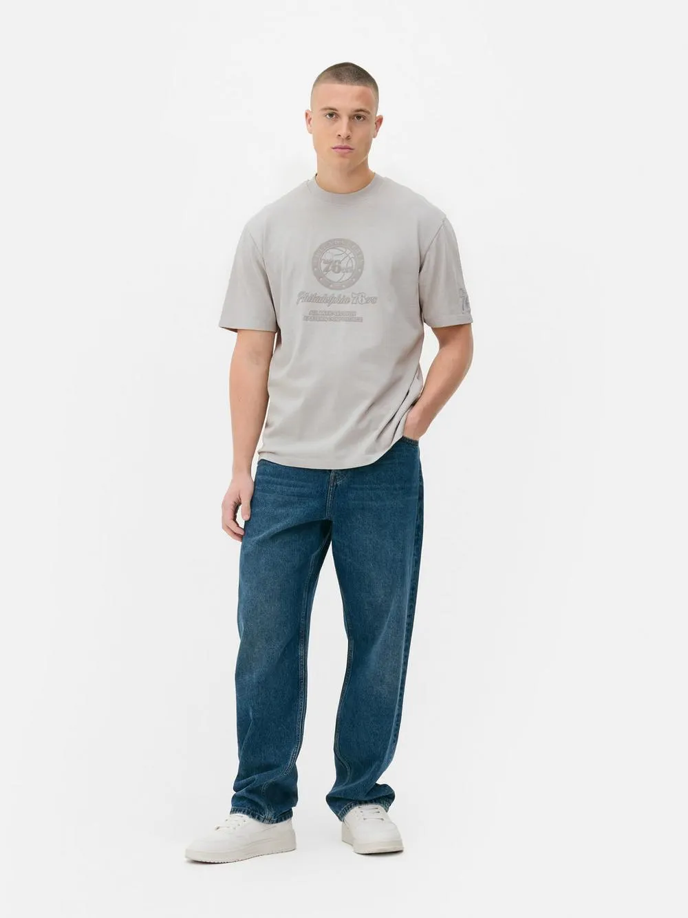 T-shirt gráfica NBA Philadelphia 76ers