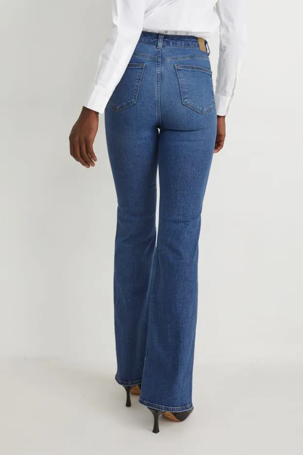 Flared jeans - high waist - LYCRA®