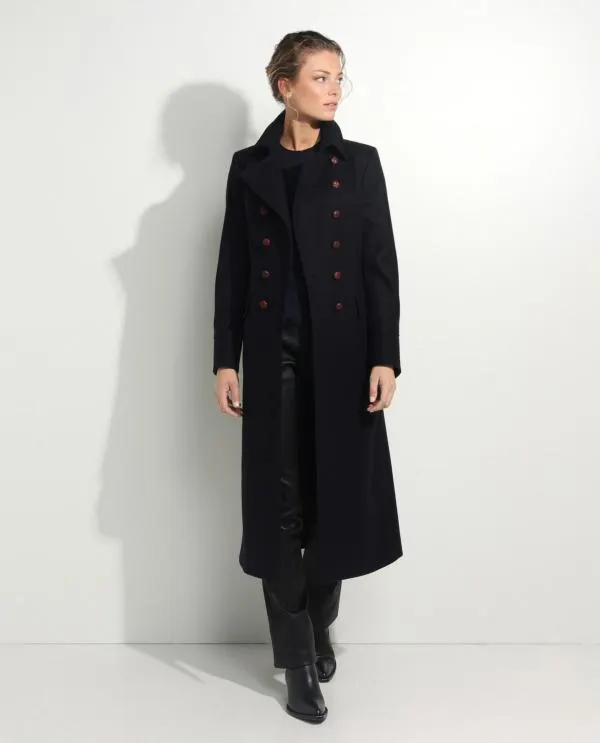 Double breasted mantel