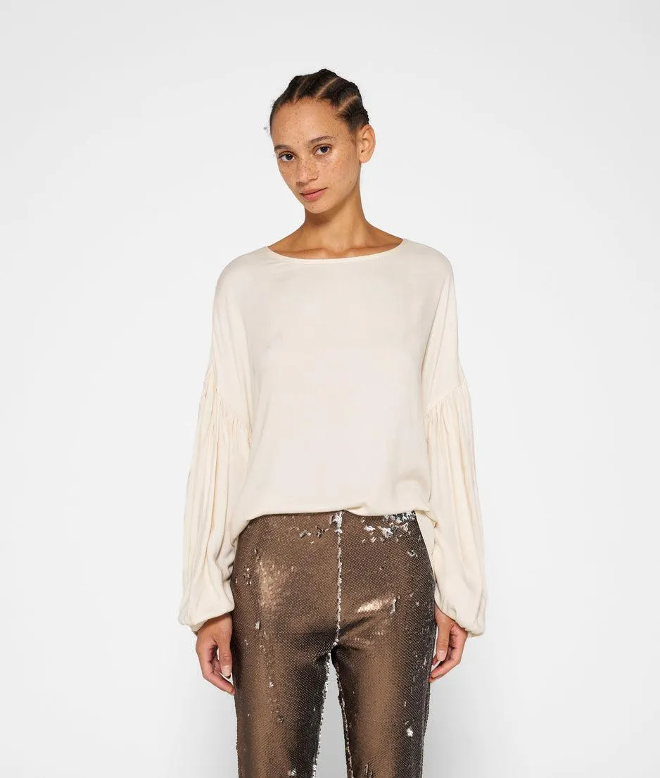 balloon sleeve blouse