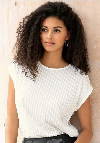 Lascana Shirt met korte mouwen met biesstructuur, kreukvrij t-shirt van moderne structuurstof