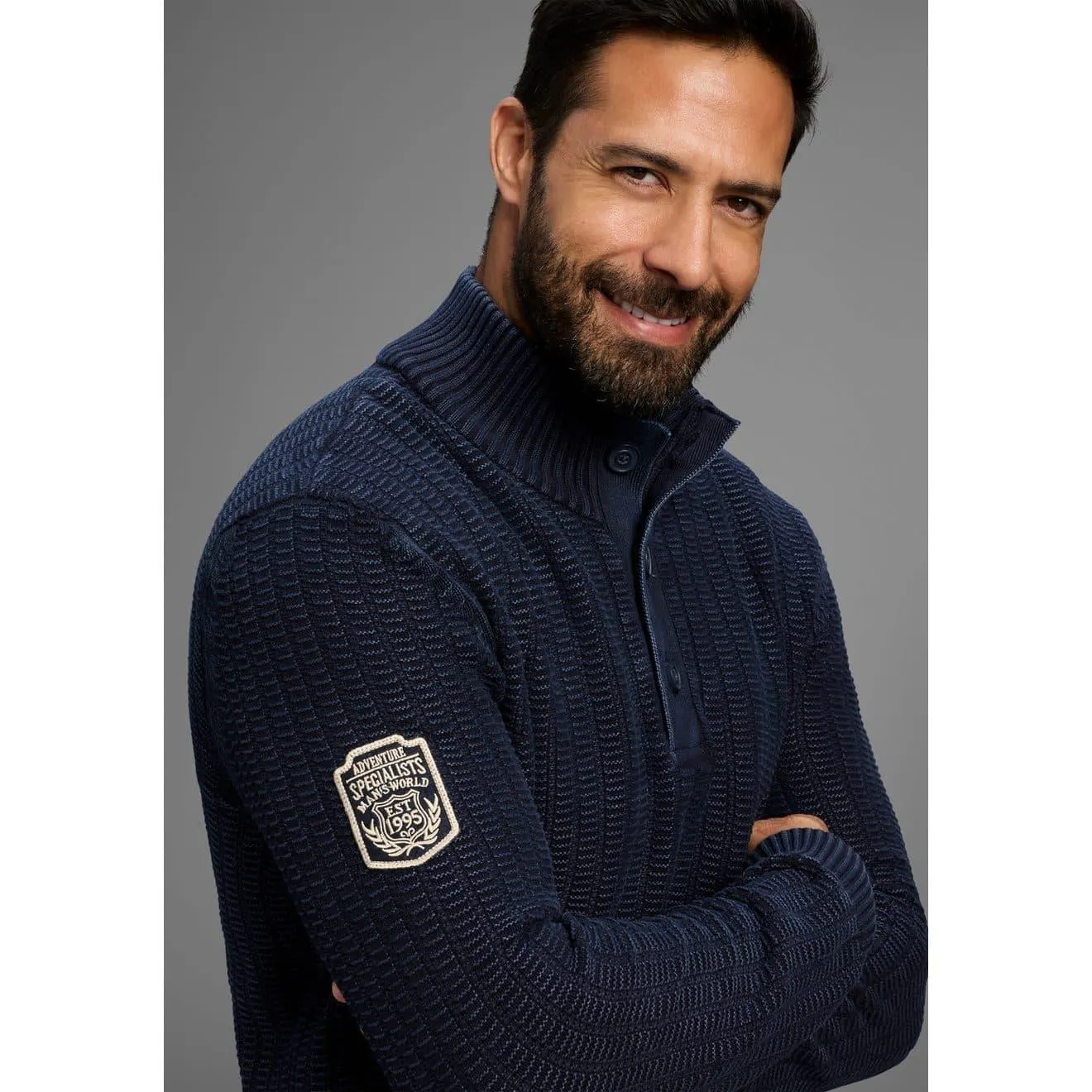 Man's World Schipperstrui Tot maat 5 XL met badge op de mouw