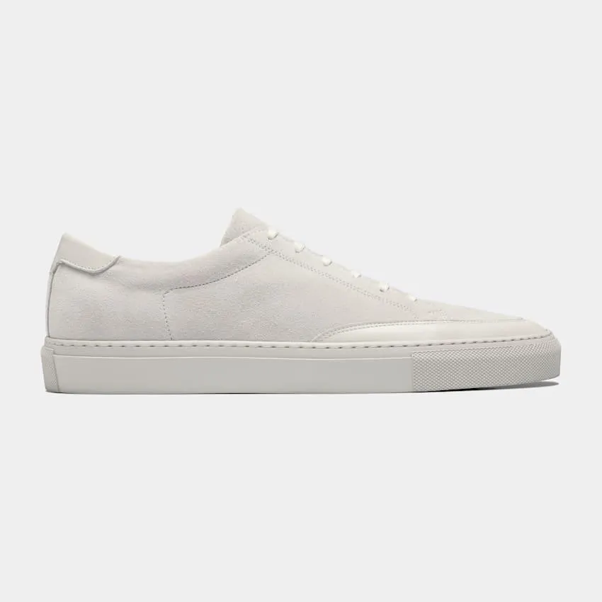 Crafted with a rubber sole & light brown leather interior, these off-white Portuguese-made sneakers are crafted from calf & cow suede–perfect for a casual look any time of day.