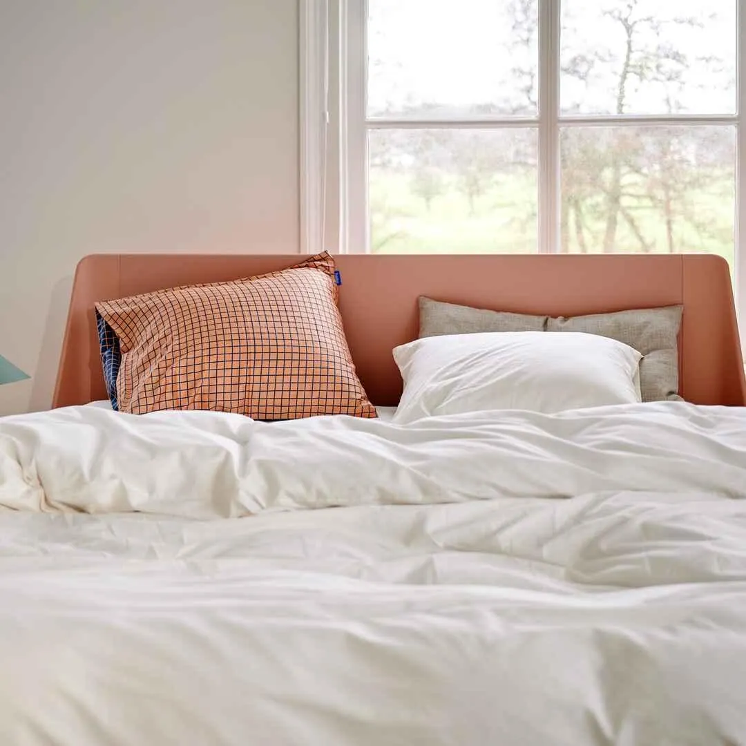 Essential Blush met gelakt hoofdbord Blush