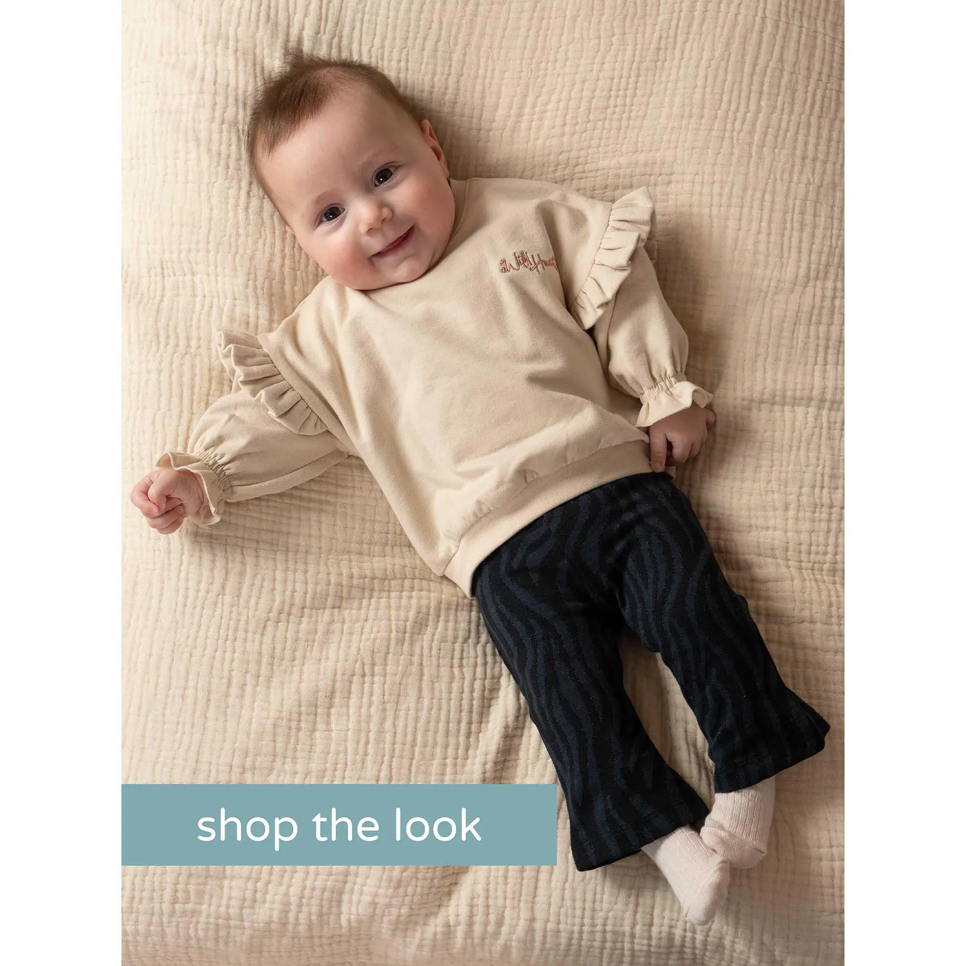 Sweater, broekje & sokjes