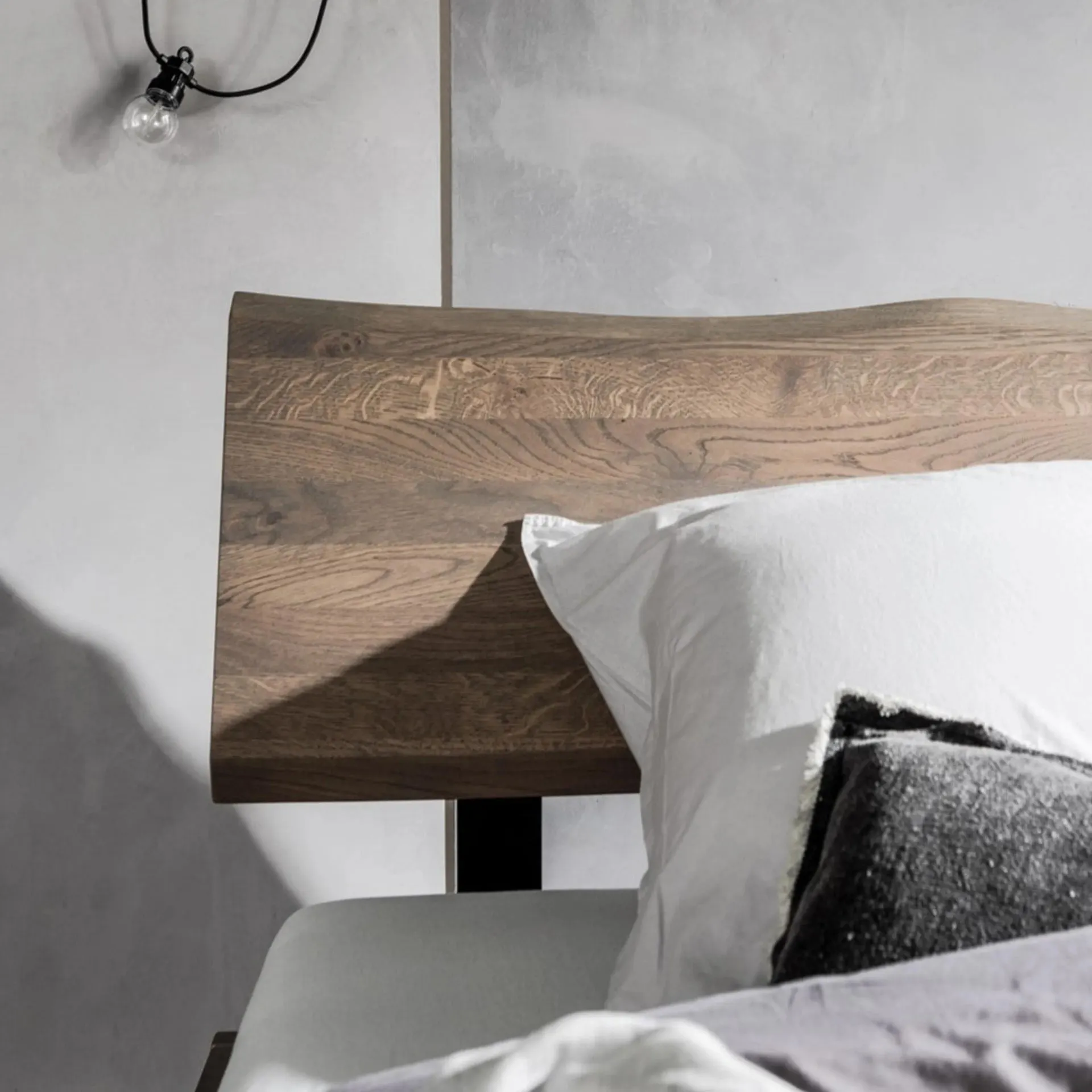 Bedframe Balance Raw - Snel leverbaar