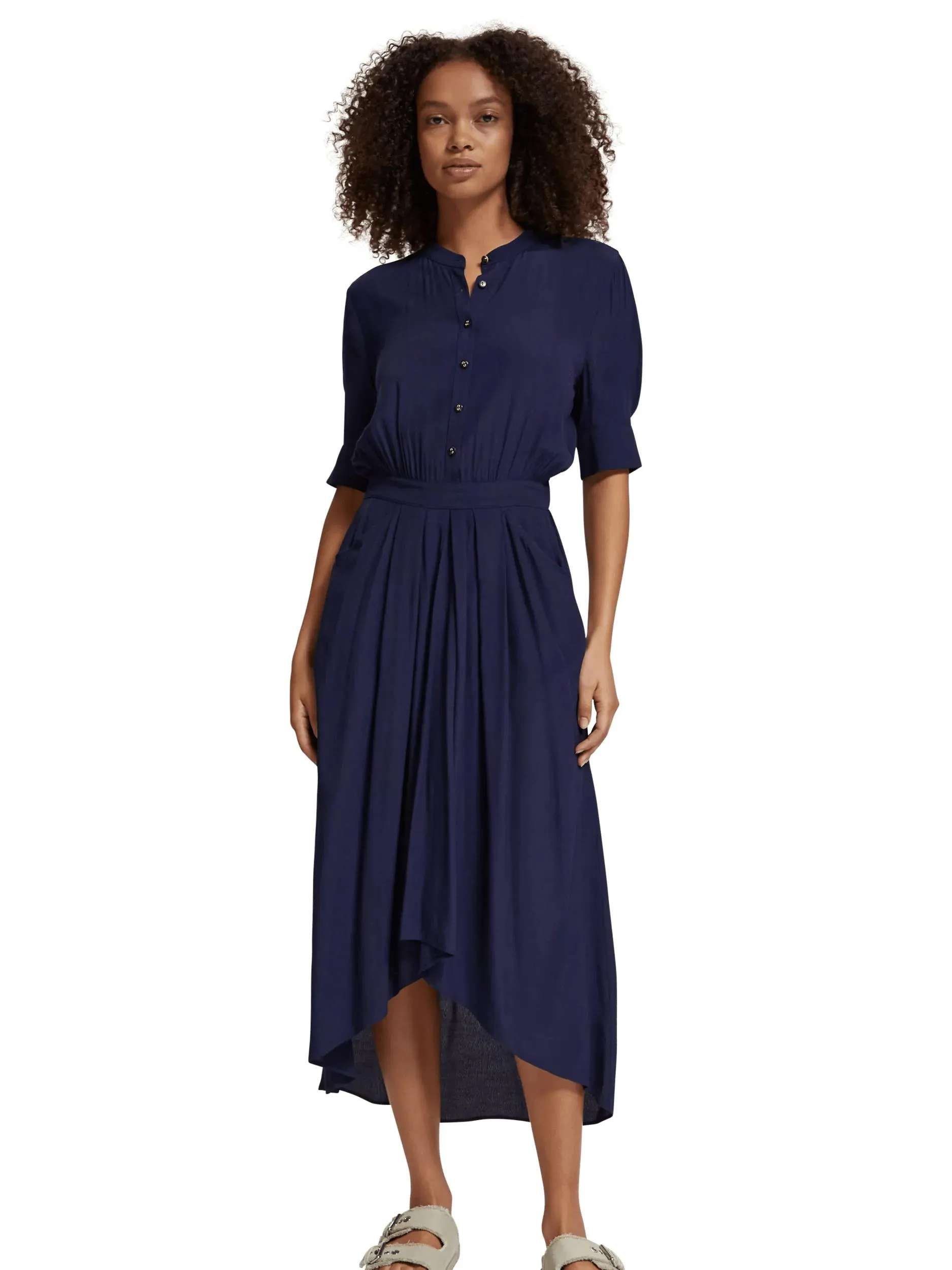 Short-sleeved midi dress