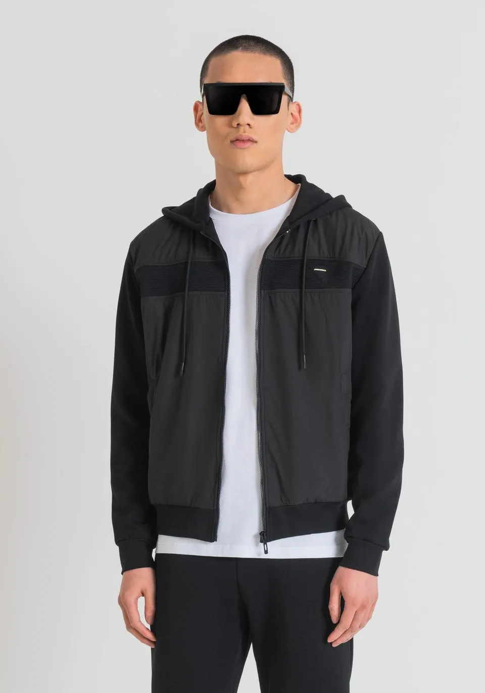 REGULAR FIT COTTON BLEND HOODIE SWEATSHIRT WITH CONTRASTING TECHNICAL FABRIC