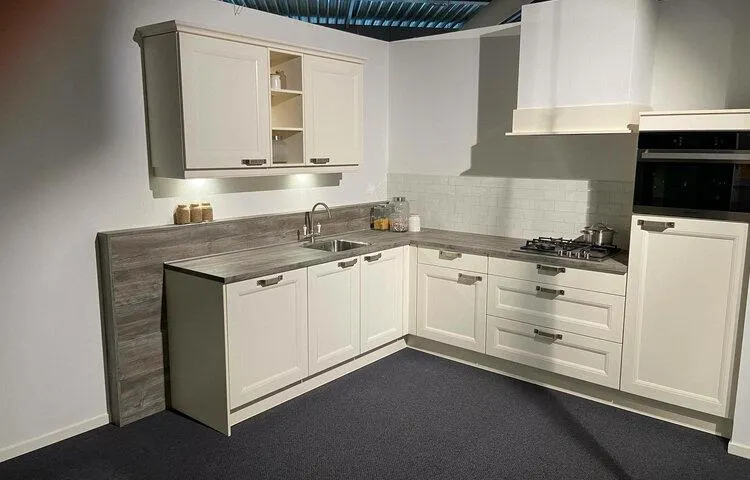 Showroom sale TIGRA-176-F Helmond