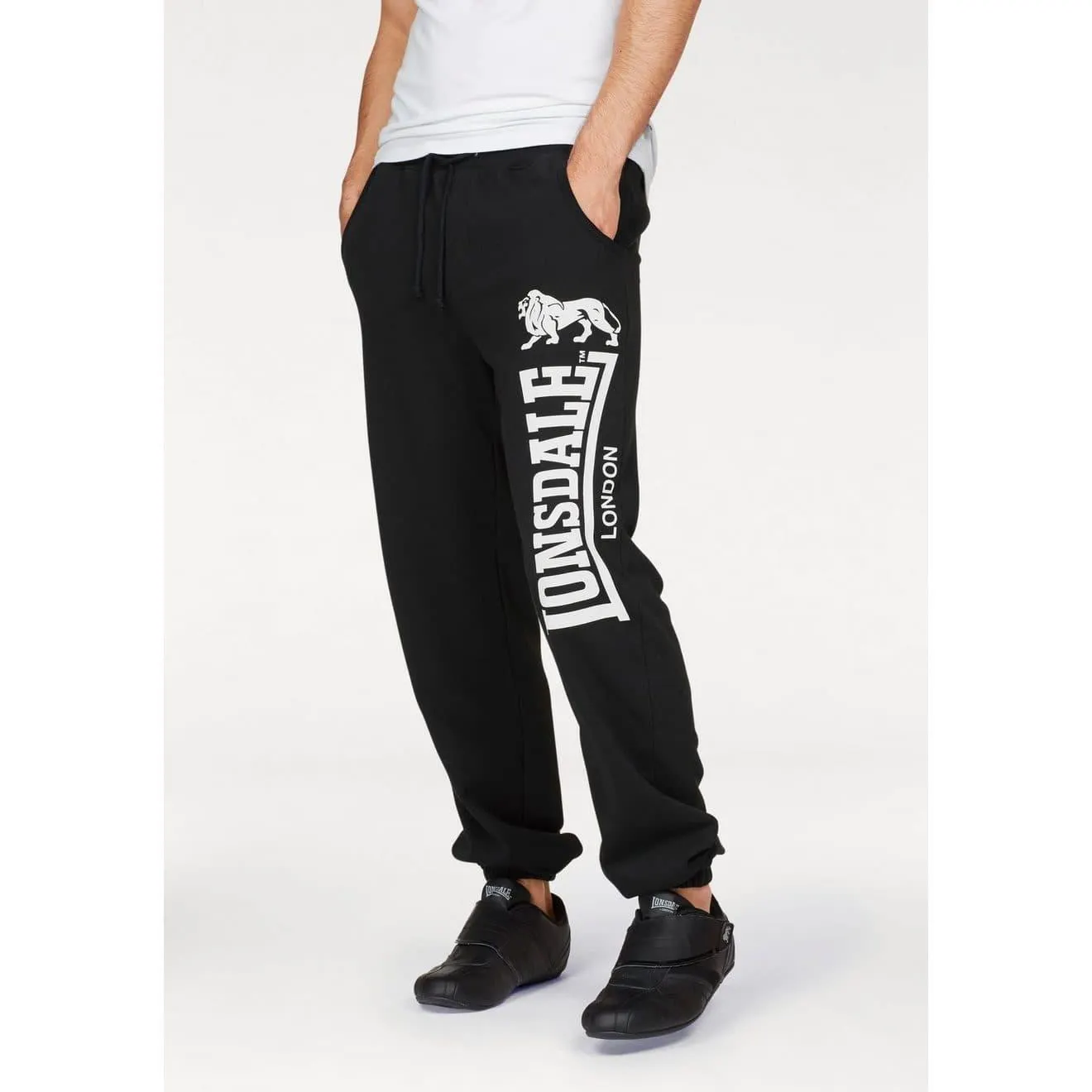 Lonsdale Joggingbroek "OCKLE" Smalle pasvorm, ademend & 100% katoen