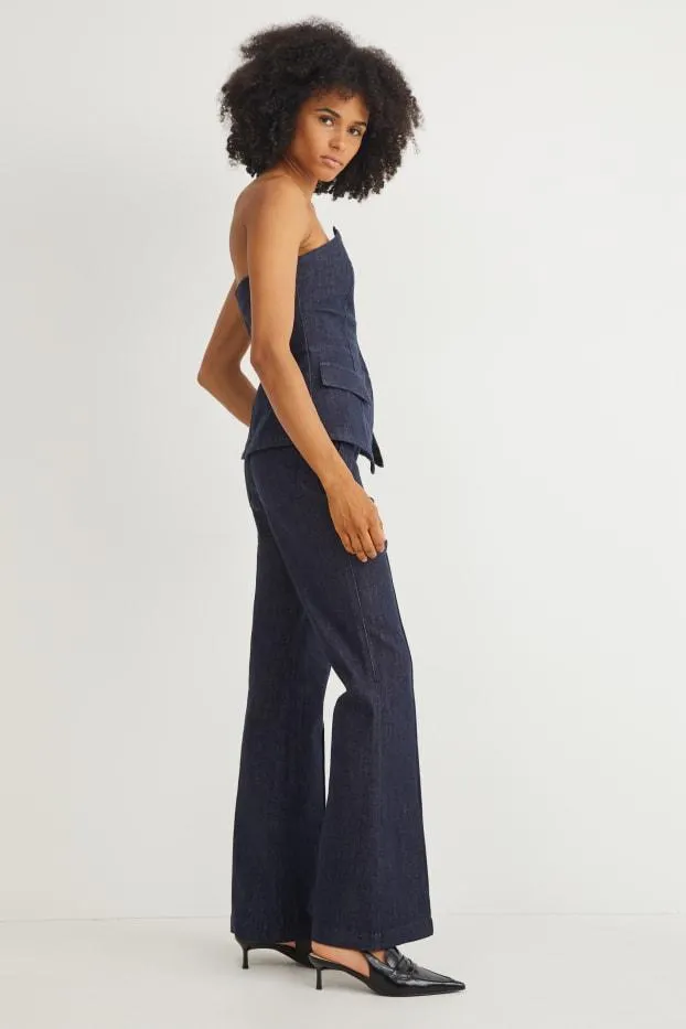 Flared jeans - high waist