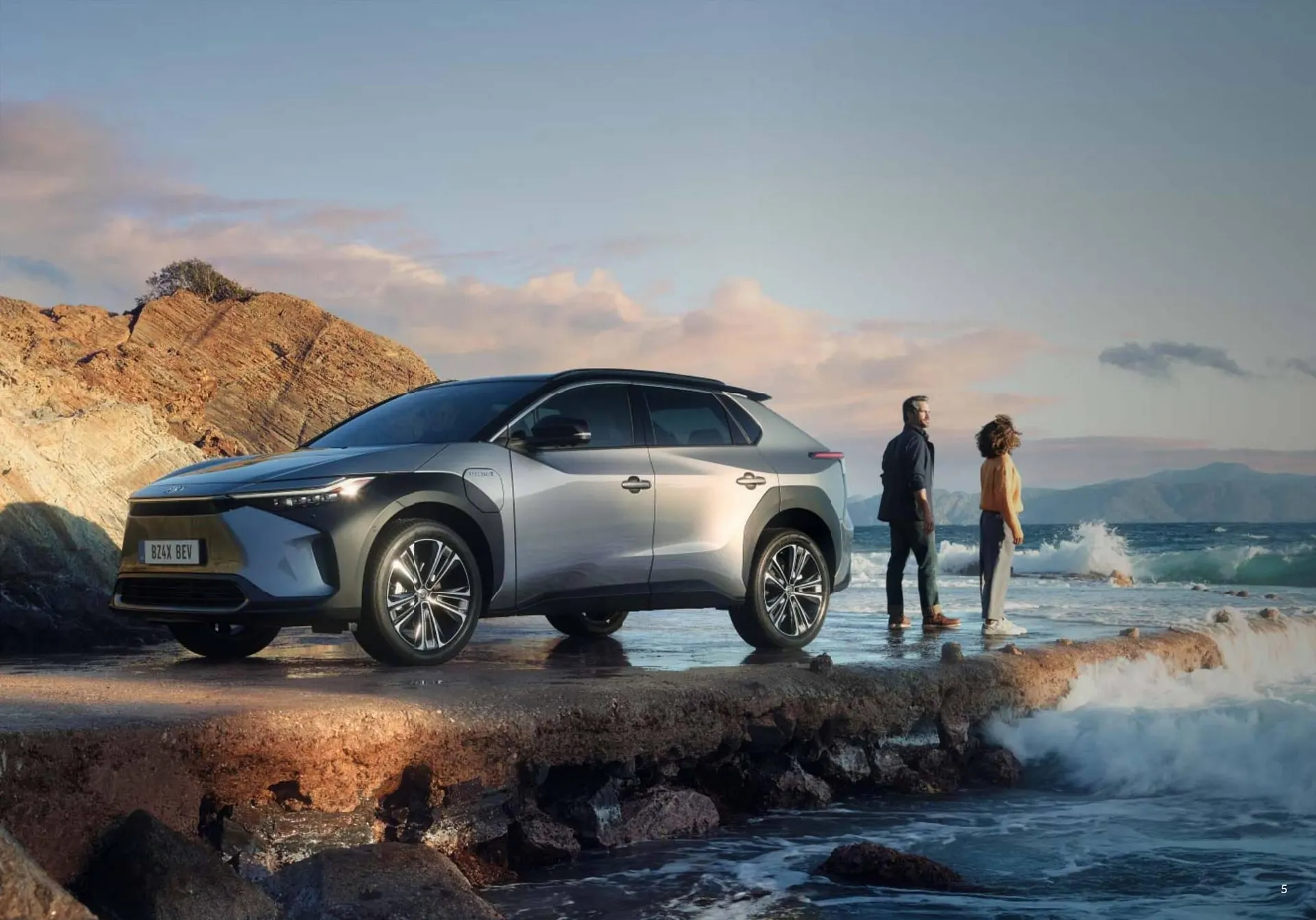 Toyota bZ4X folder van 8 januari tot 8 januari 2024 - Folder pagina 5