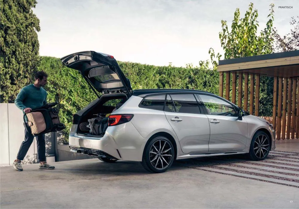 Corolla Hatchback van 20 november tot 20 november 2024 - Folder pagina 17