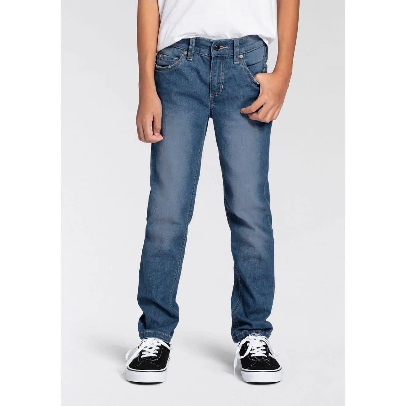 DELMAO Stretch jeans Straight-fit jeans for boys elastisch materiaal, used-look-wassing, lage taille