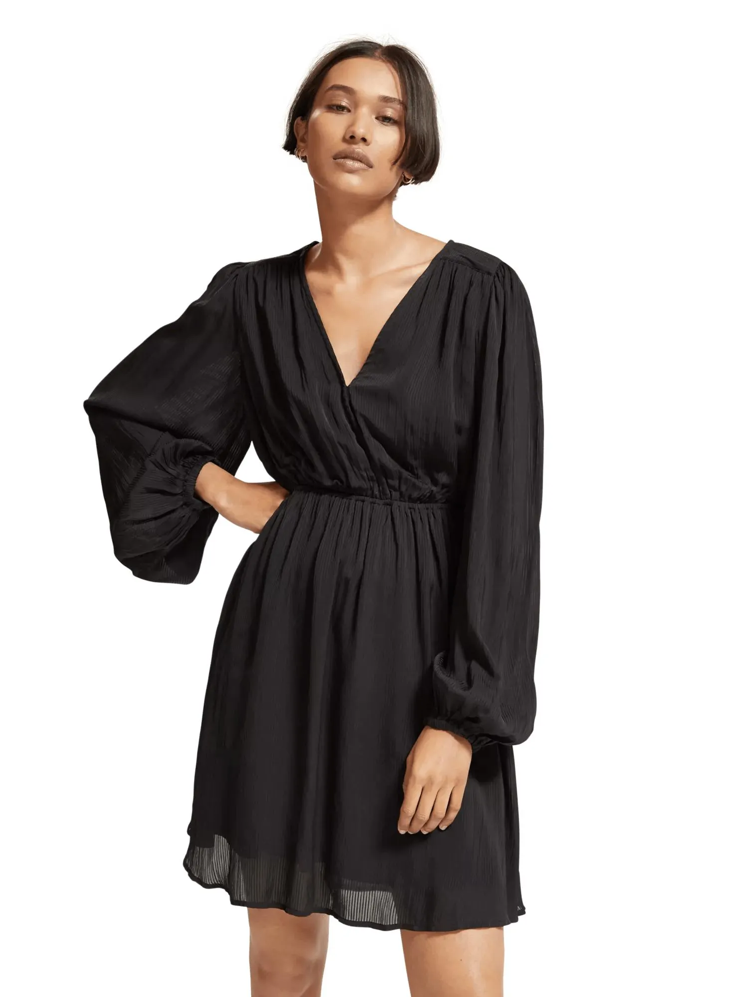 Balloon-sleeved mini dress