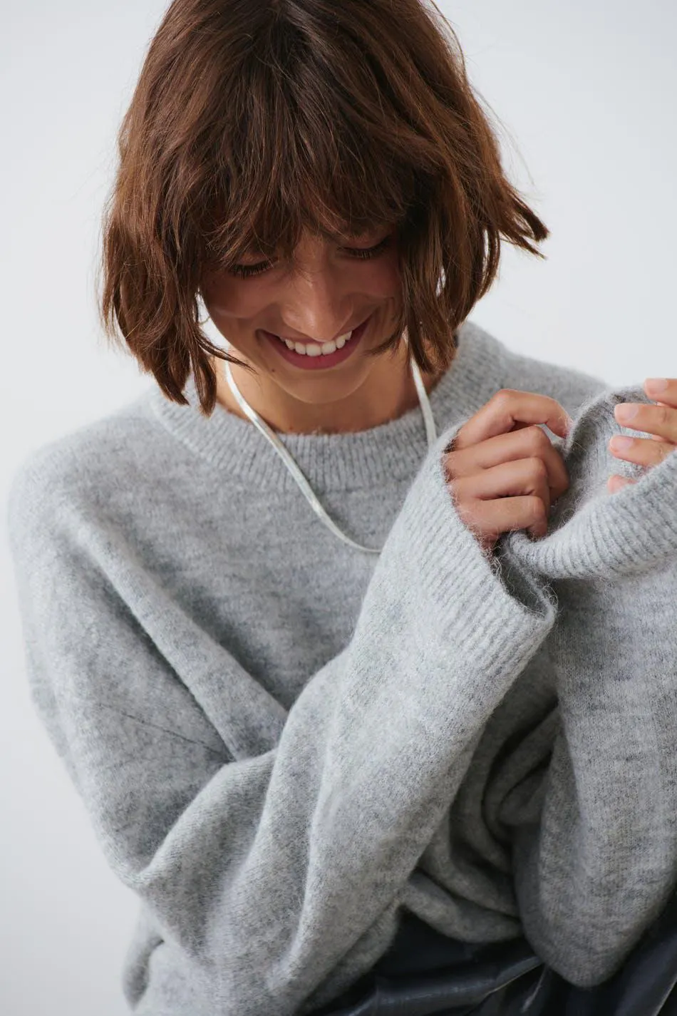 Crew neck knitted sweater