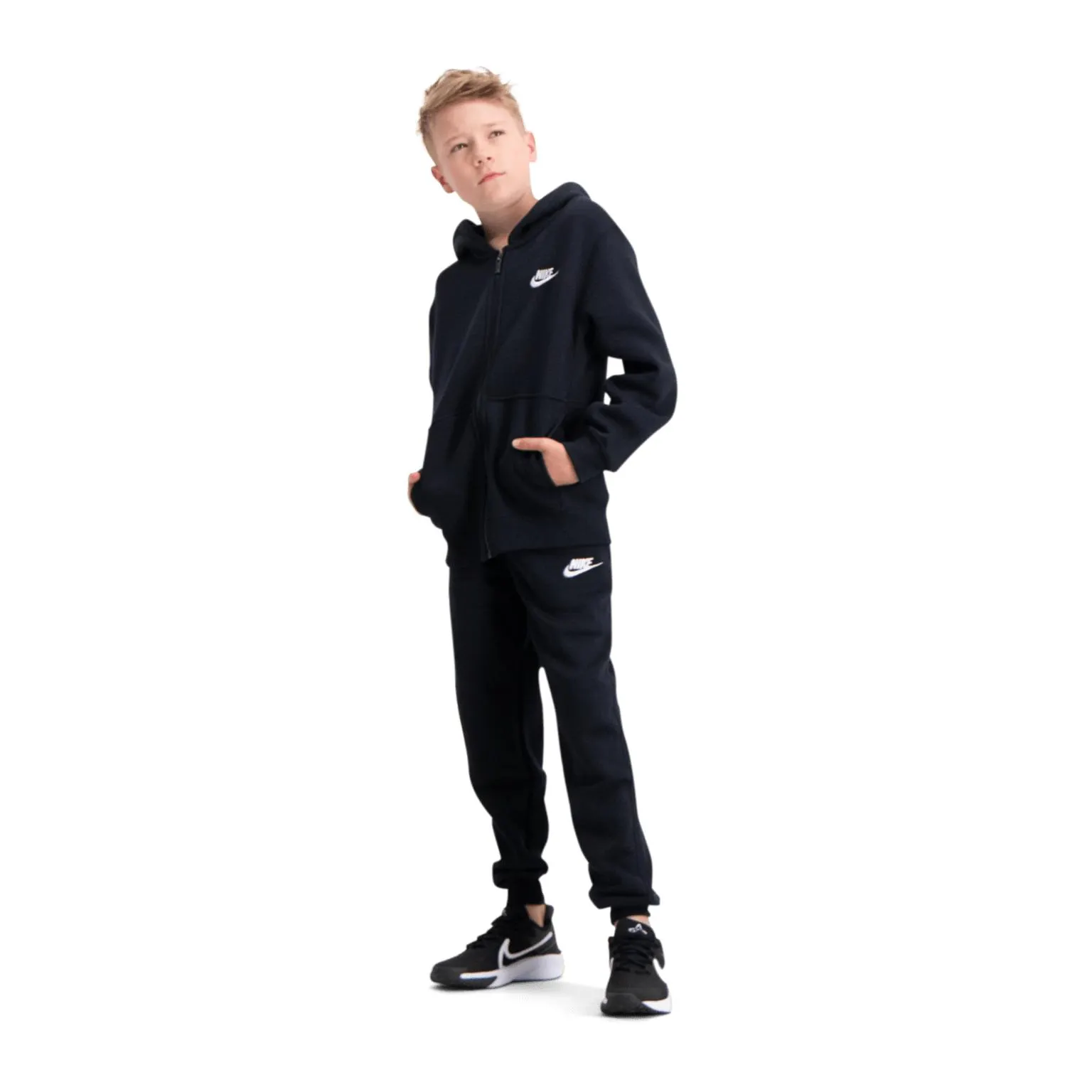 Sportswear Club Fleece, nuorten verryttelyasu
