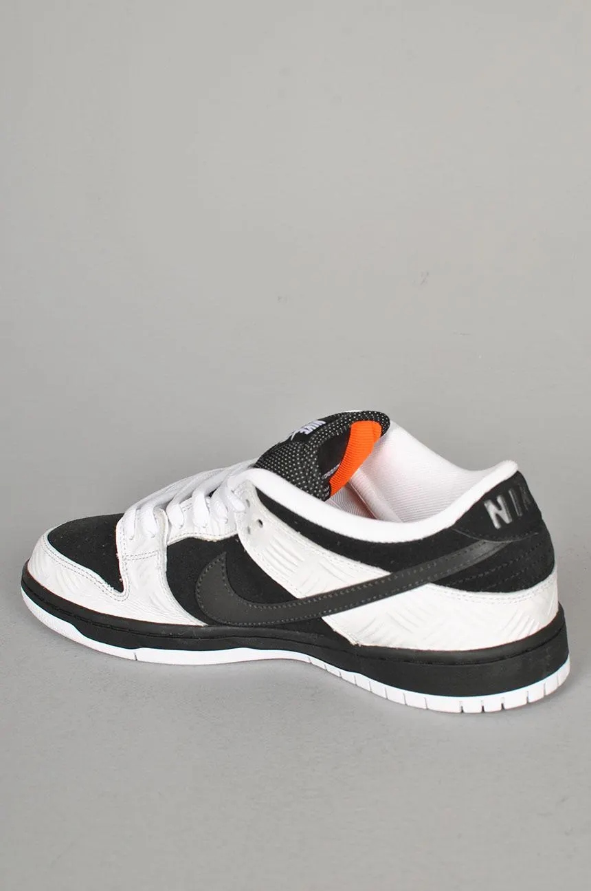 Nike SB Dunk Low Pro Qs