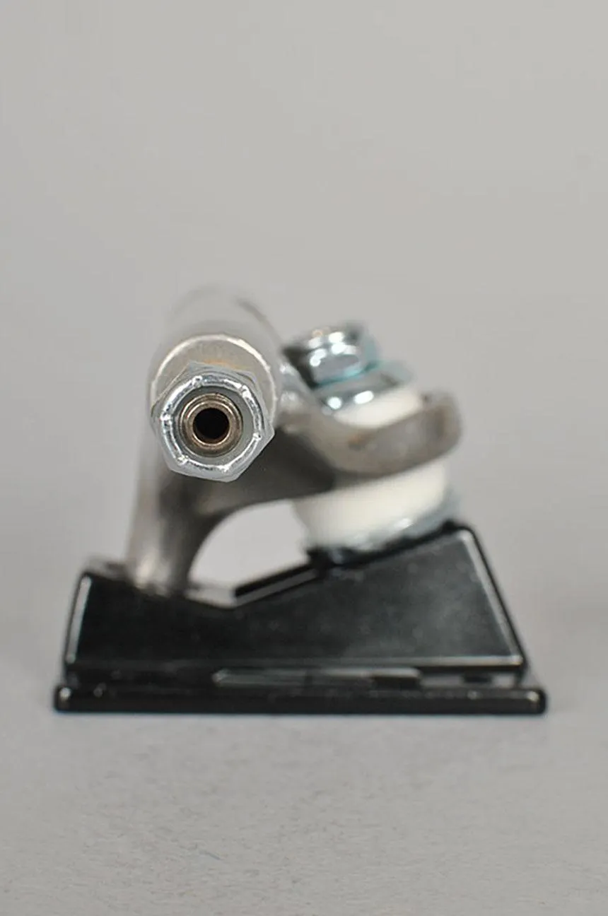 Thunder Desarmo Stamped Hollow Lights Trucks