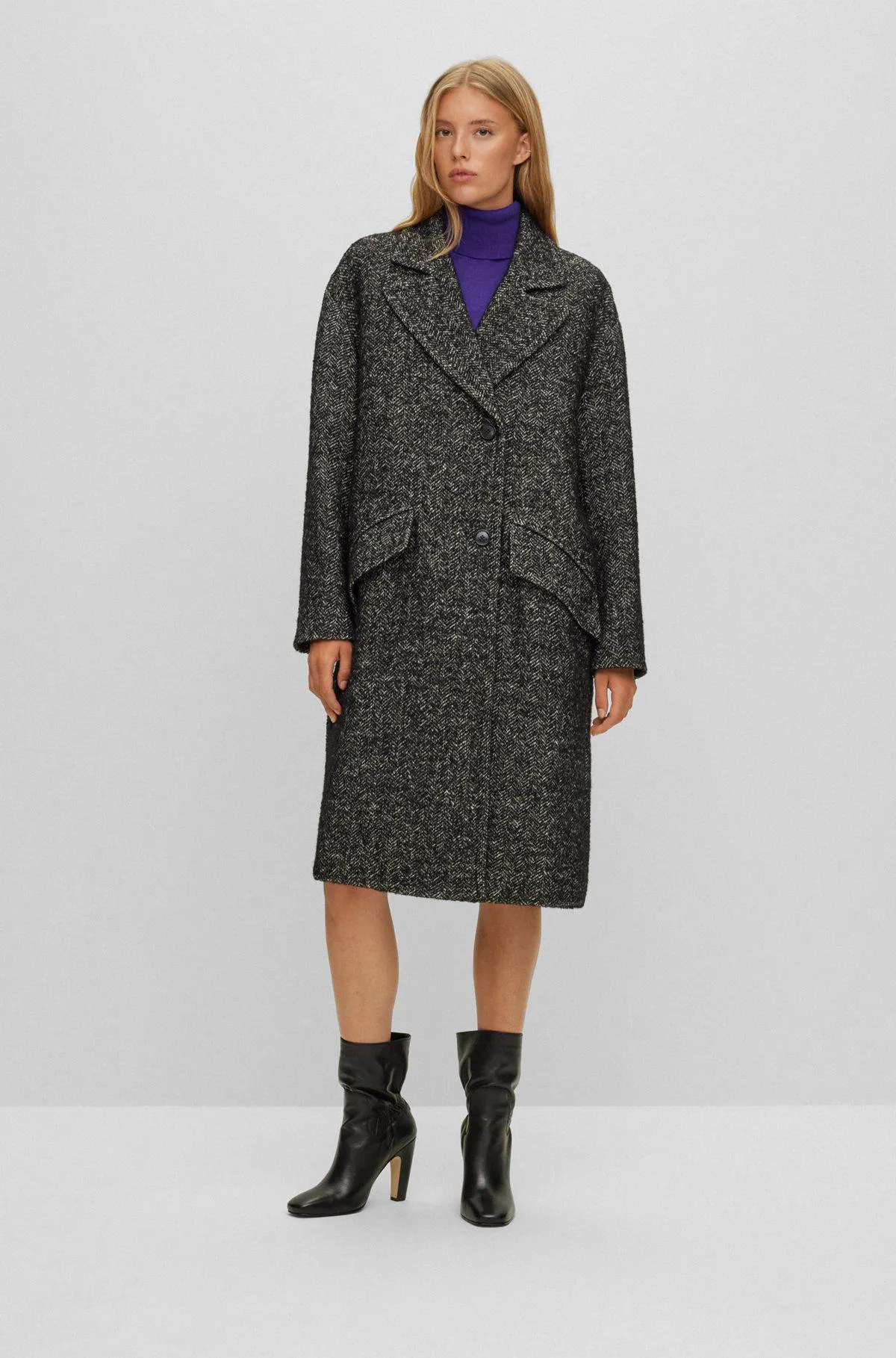 Relaxed-fit coat in herringbone fabric
