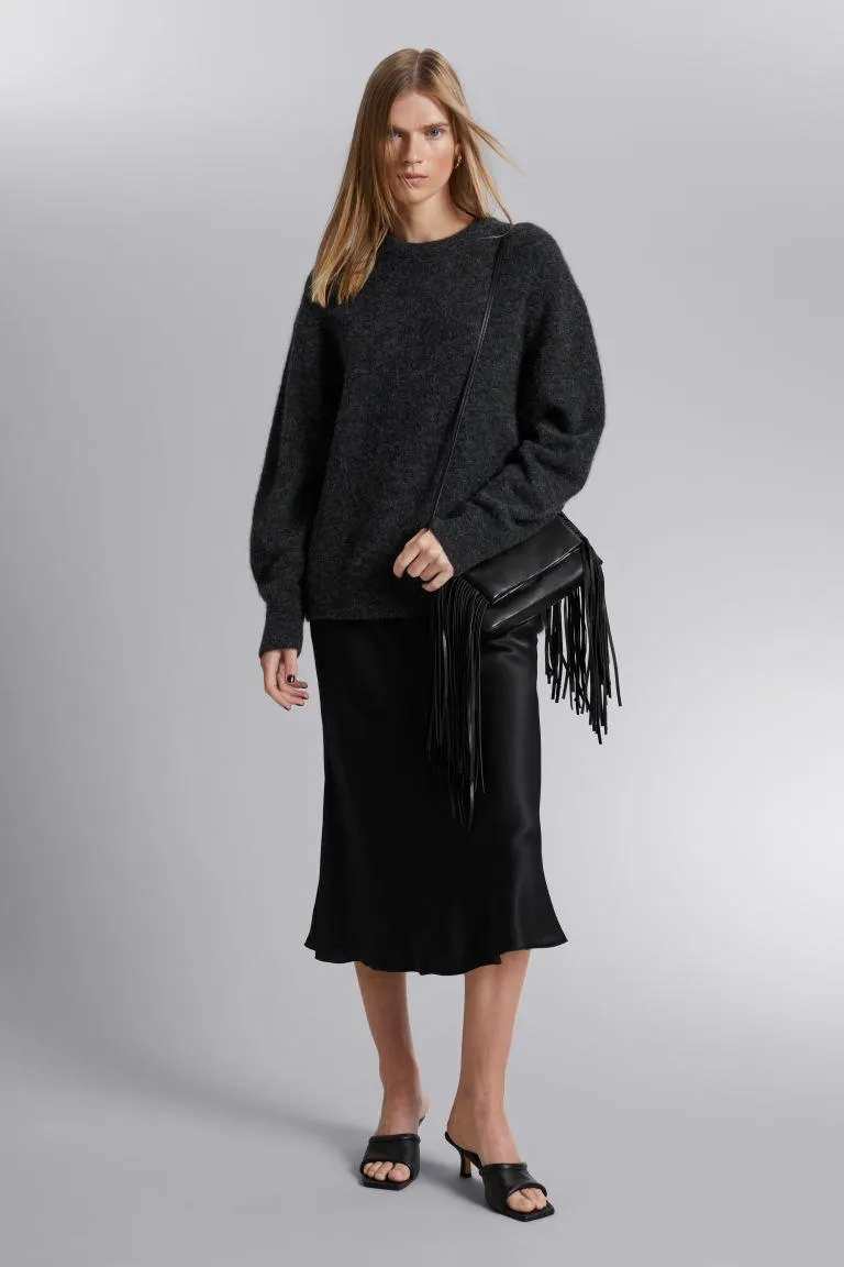 Avslappet strikket genser