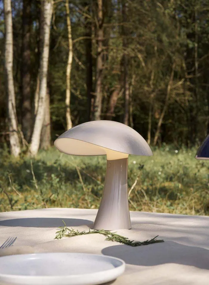 Rumee 220 oppladbar bordlampe H24 - earth grey