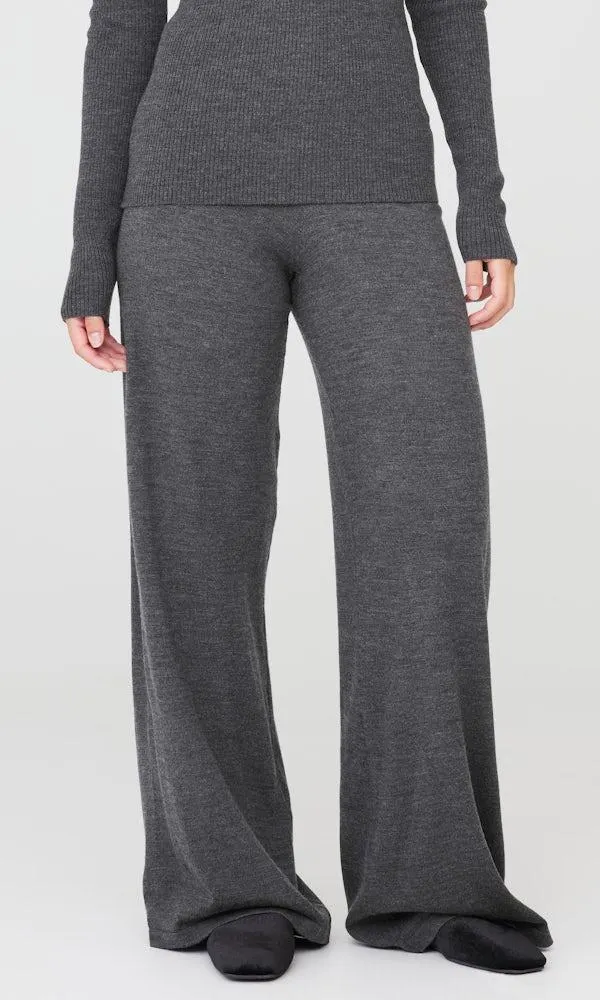 Vid finstrikket bukse i merinoull