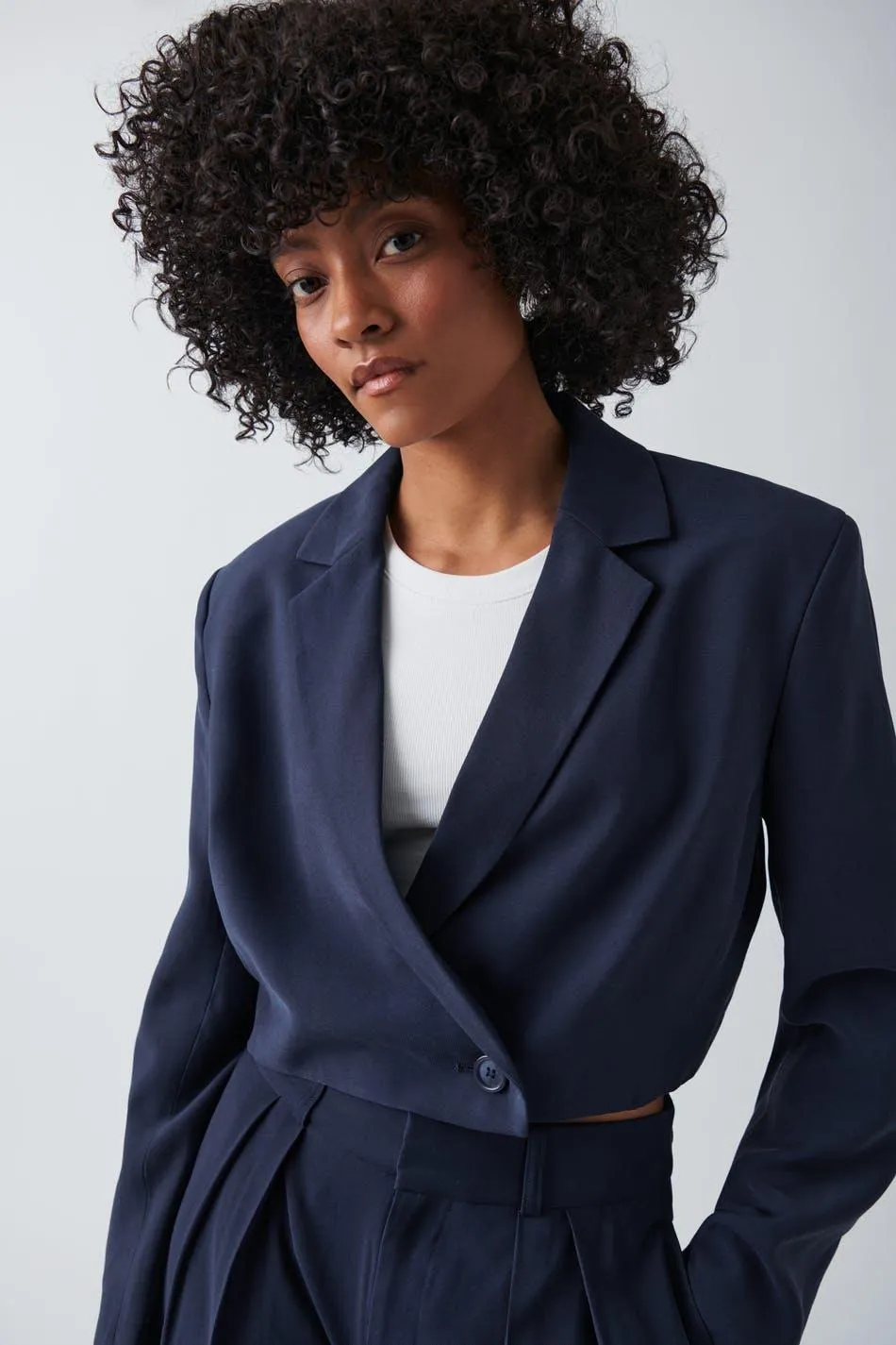 Boxy cropped blazer
