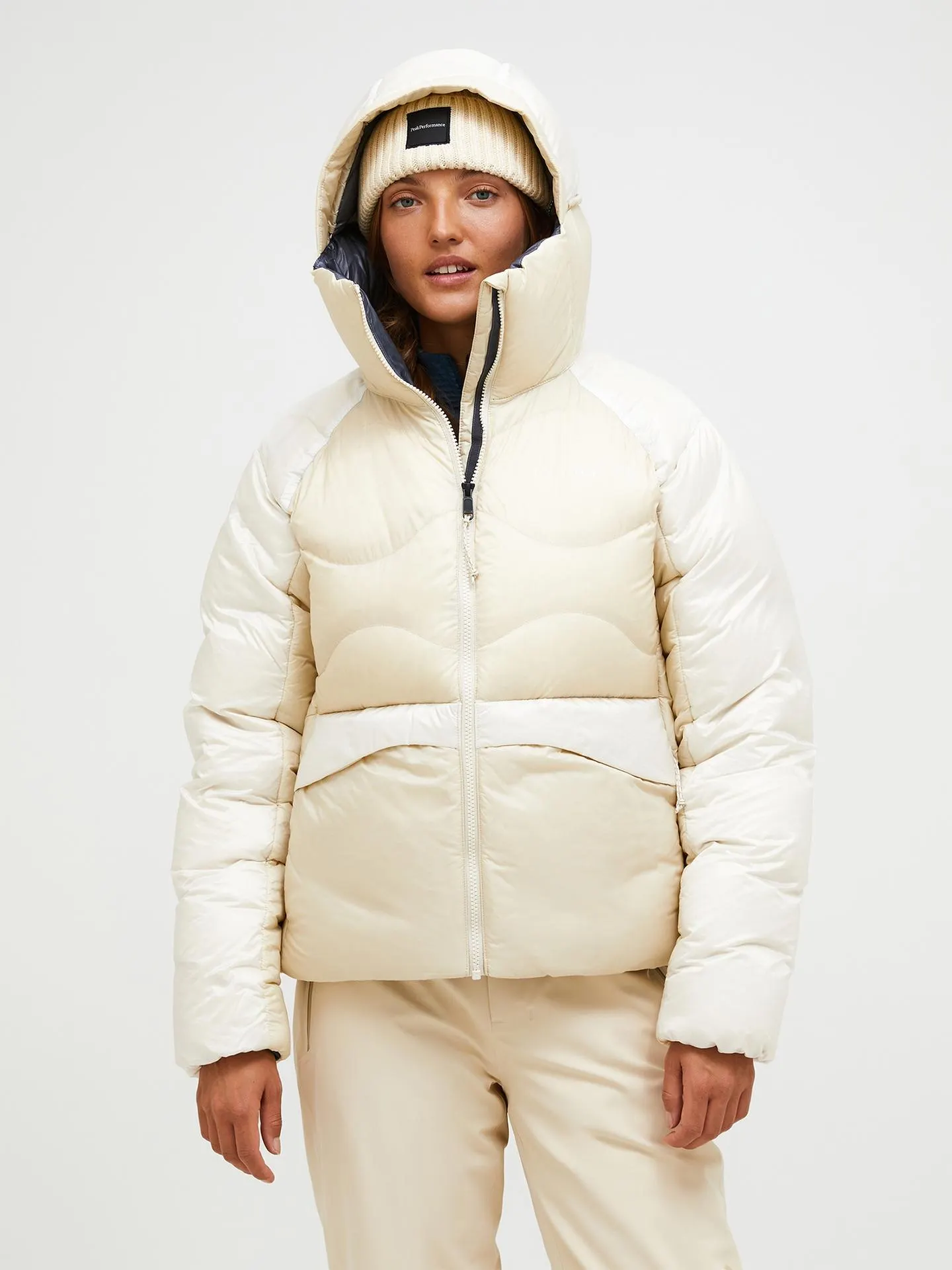 Helium Diamond Fuse Down Hood Women