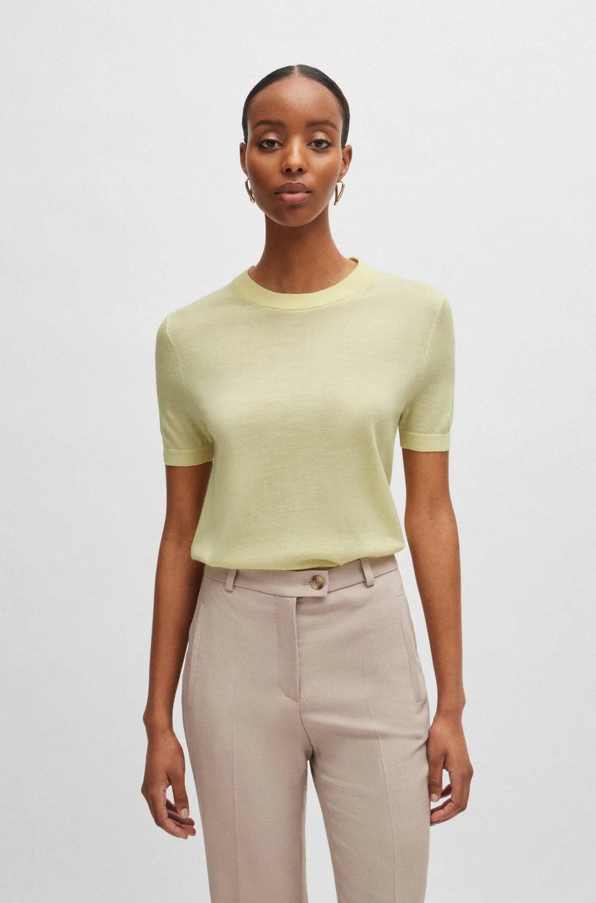 Short-sleeved sweater in merino wool