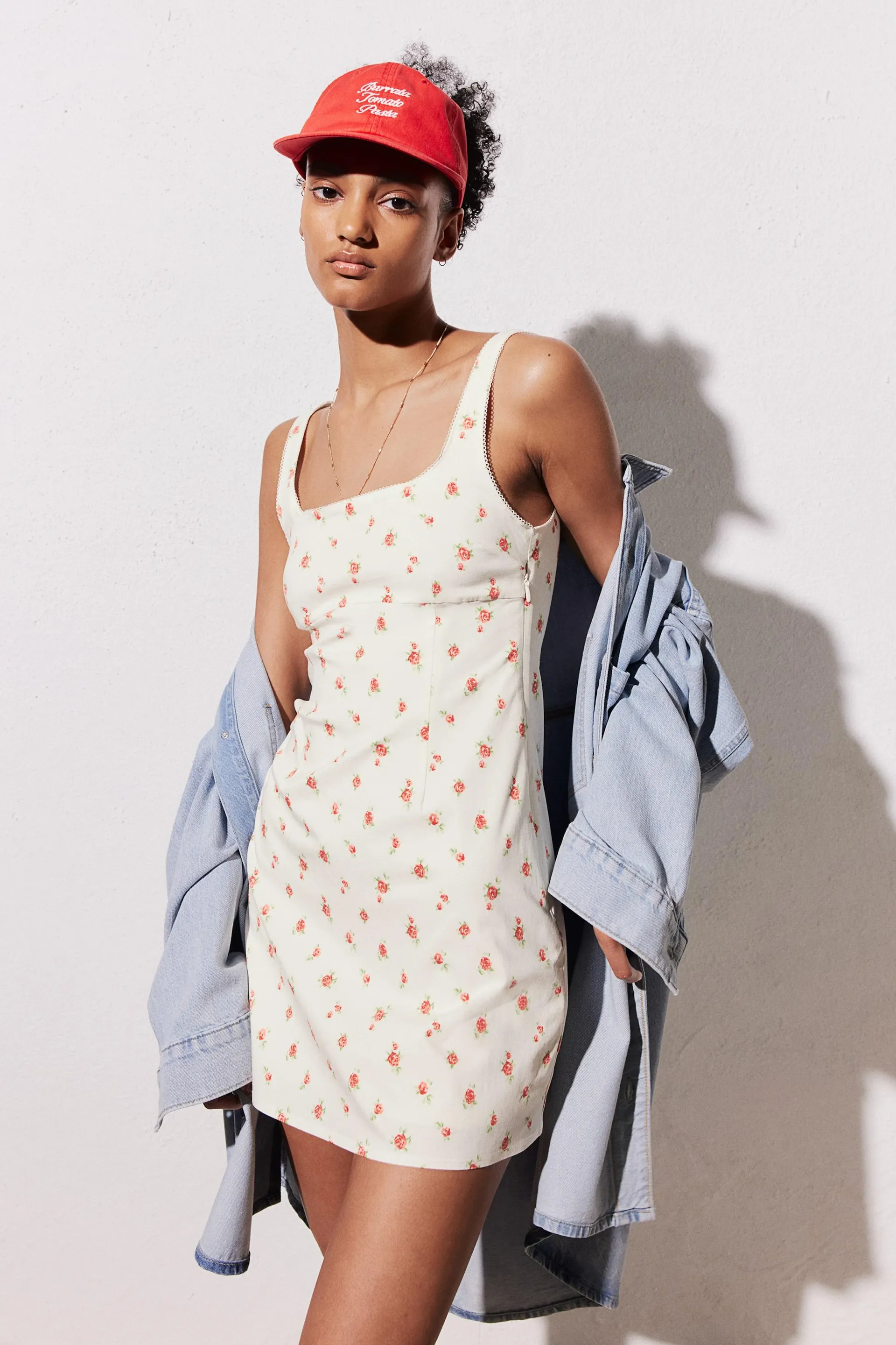 Trikotkjole med picotkanter