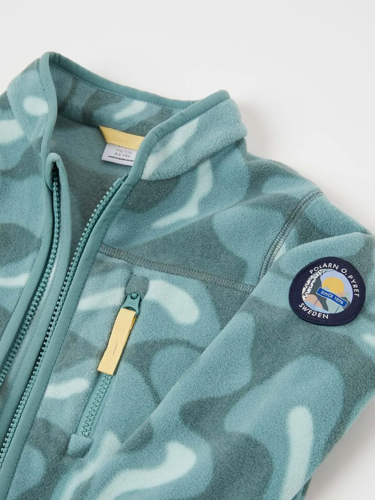 Fleecejakke med brystlomme kart