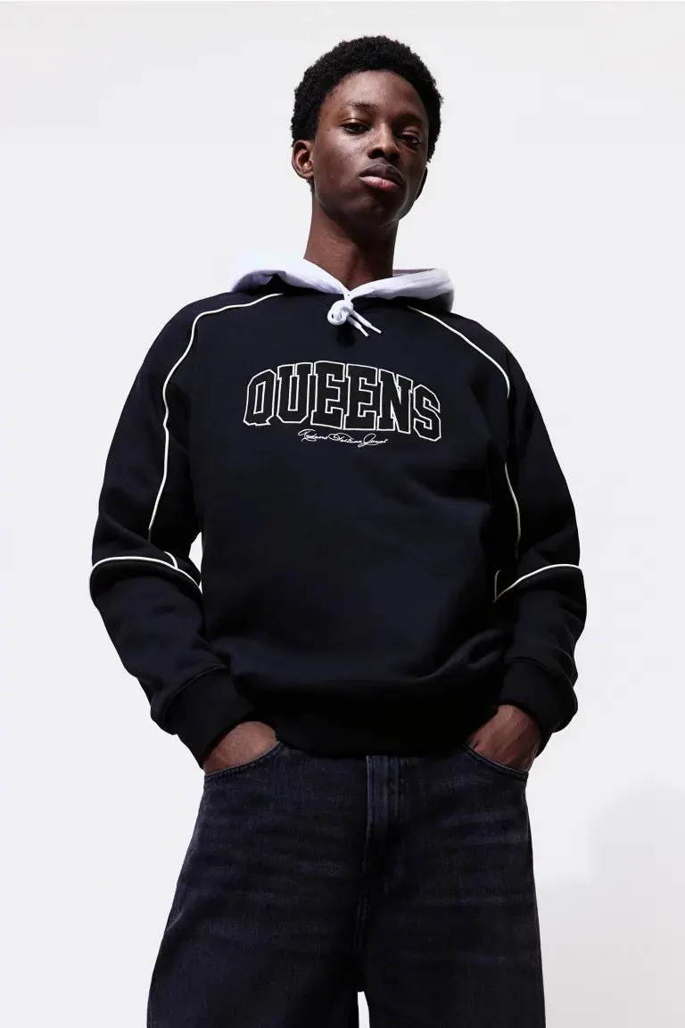 Relaxed Fit Sweatshirt med broderi