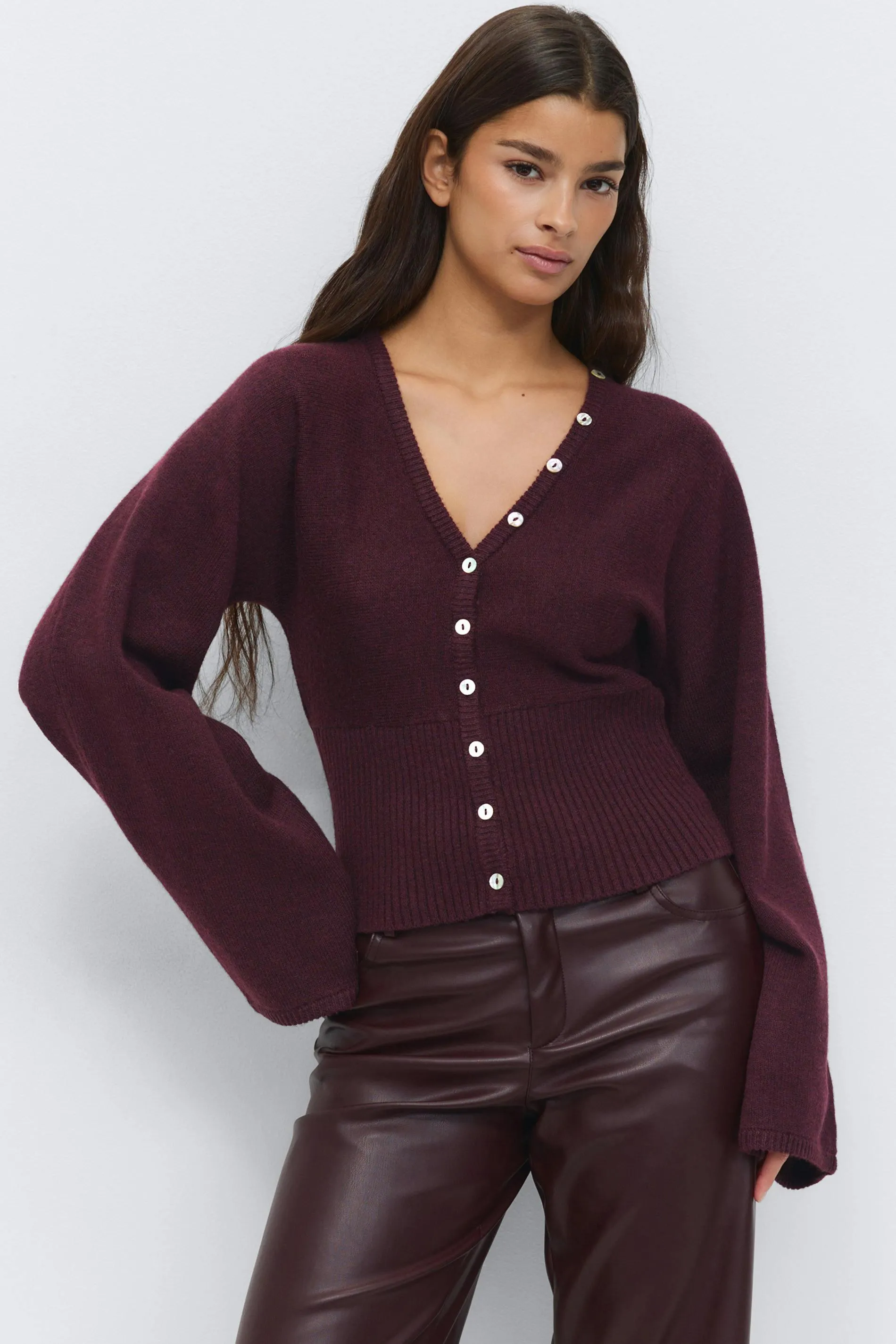 Fitted waist knitted cardigan