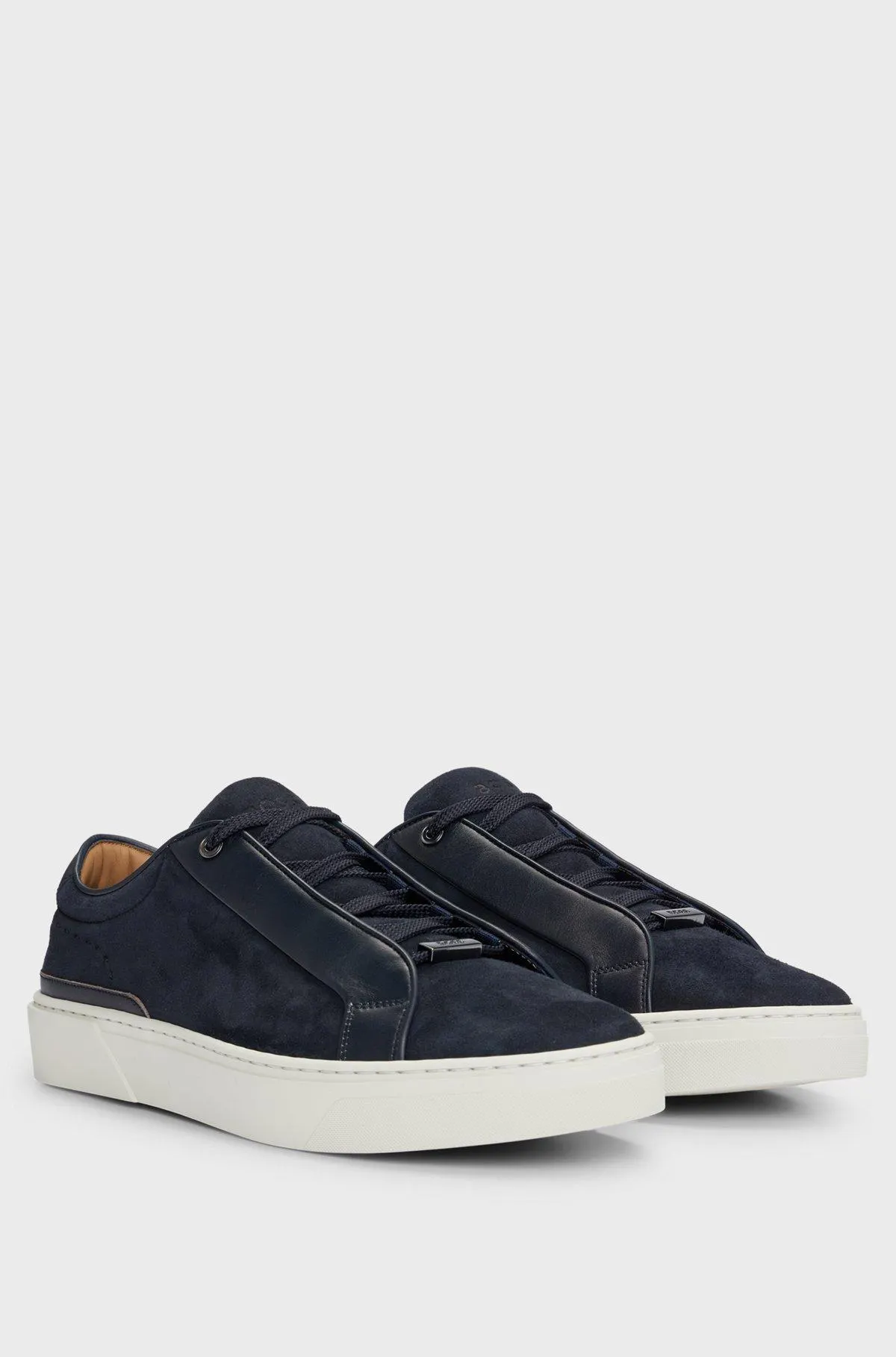 Gary Italian-made trainers in leather and suede