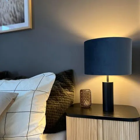 Sylvia bordlampe Sort 30cm