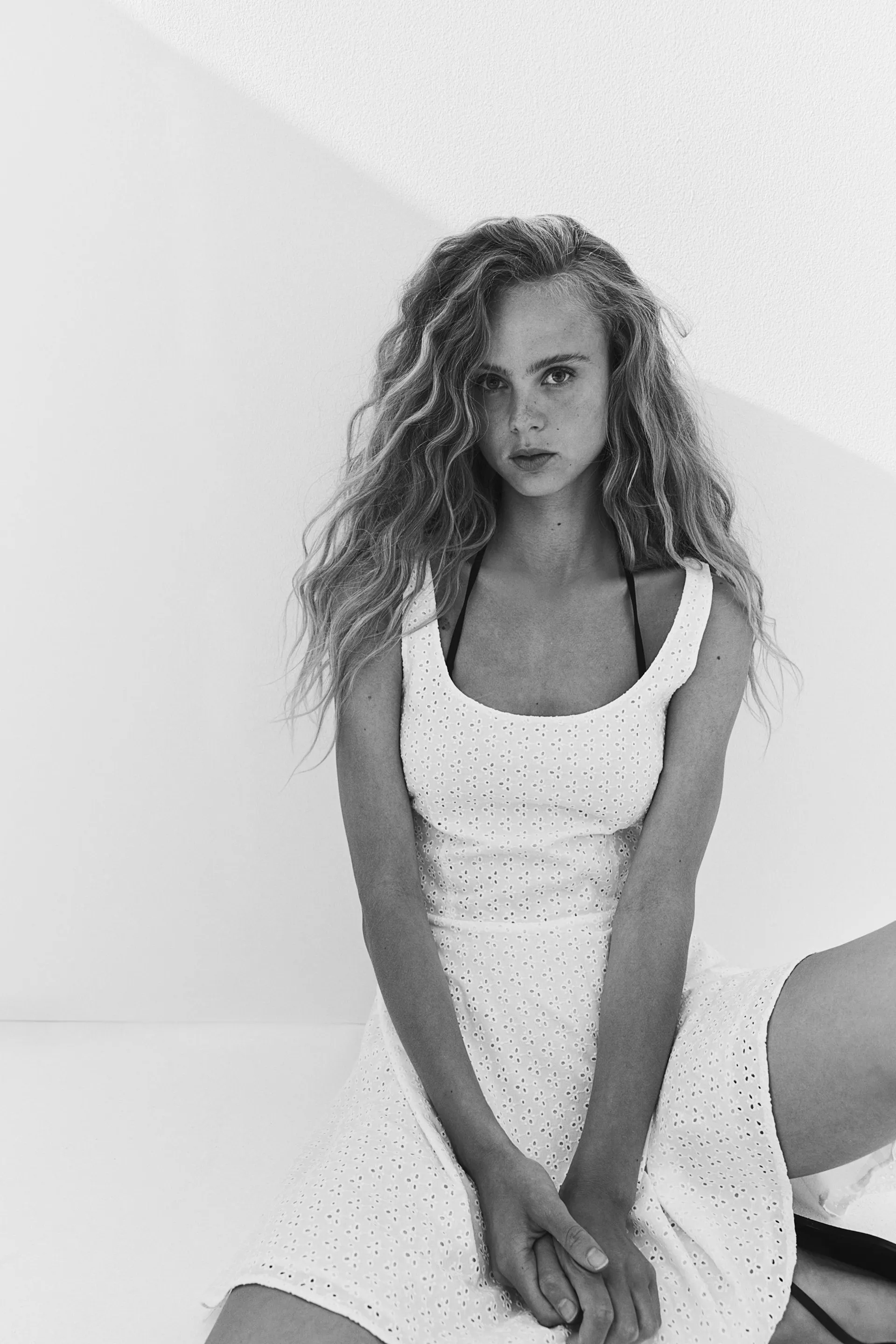 Kjole i engelsk blonde