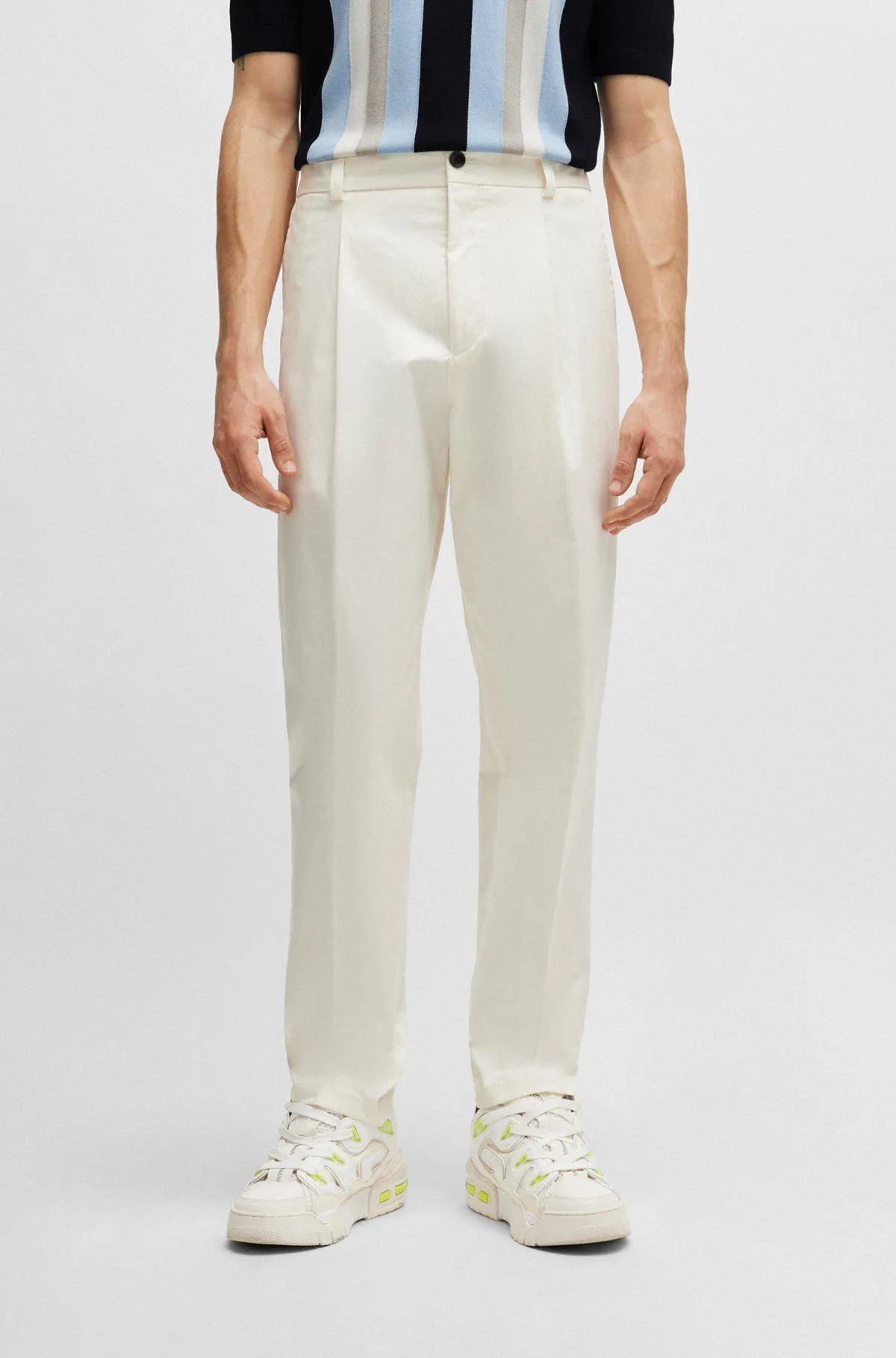 Formal trousers in performance-stretch cotton