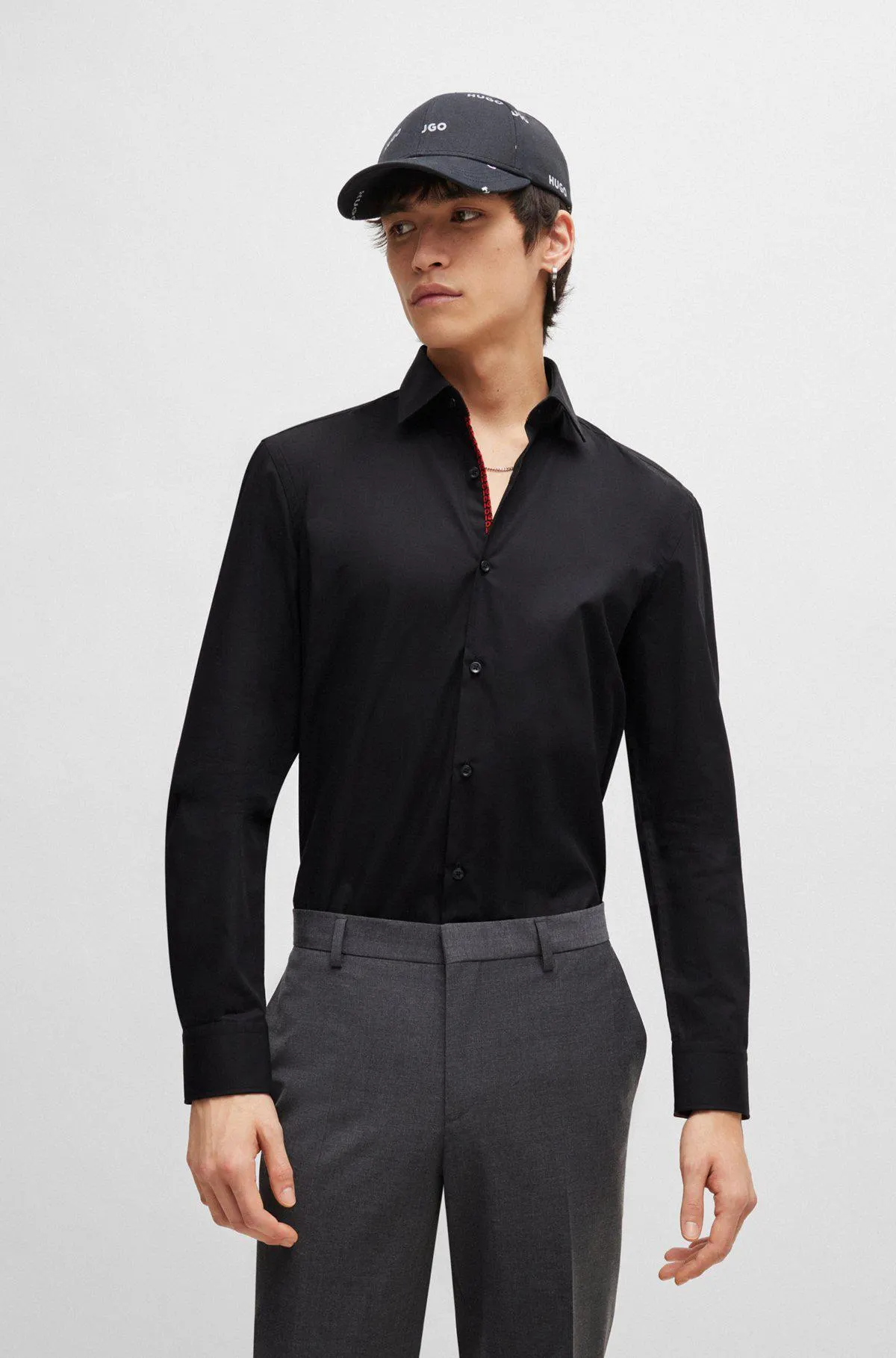 Slim-fit shirt in easy-iron cotton poplin