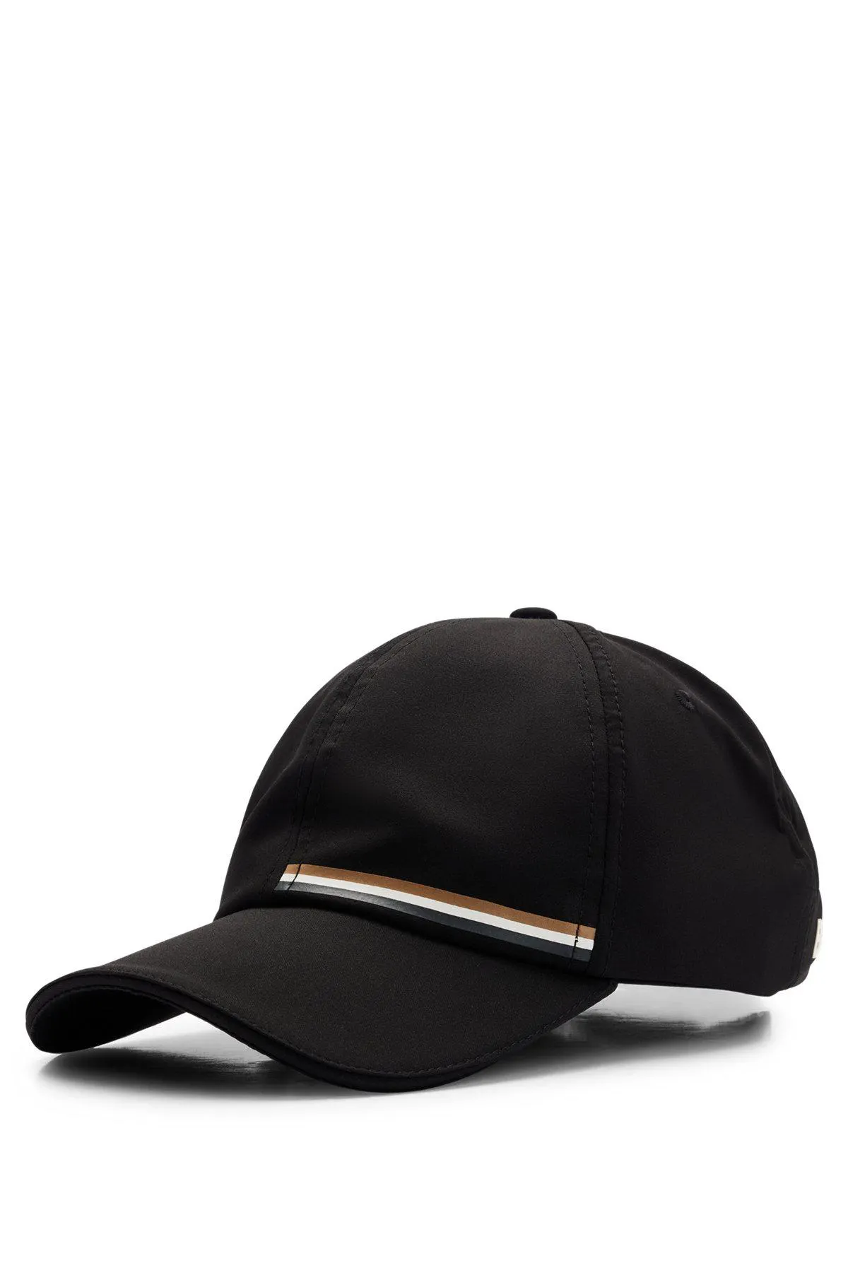 Water-repellent cap with signature stripe and logo
