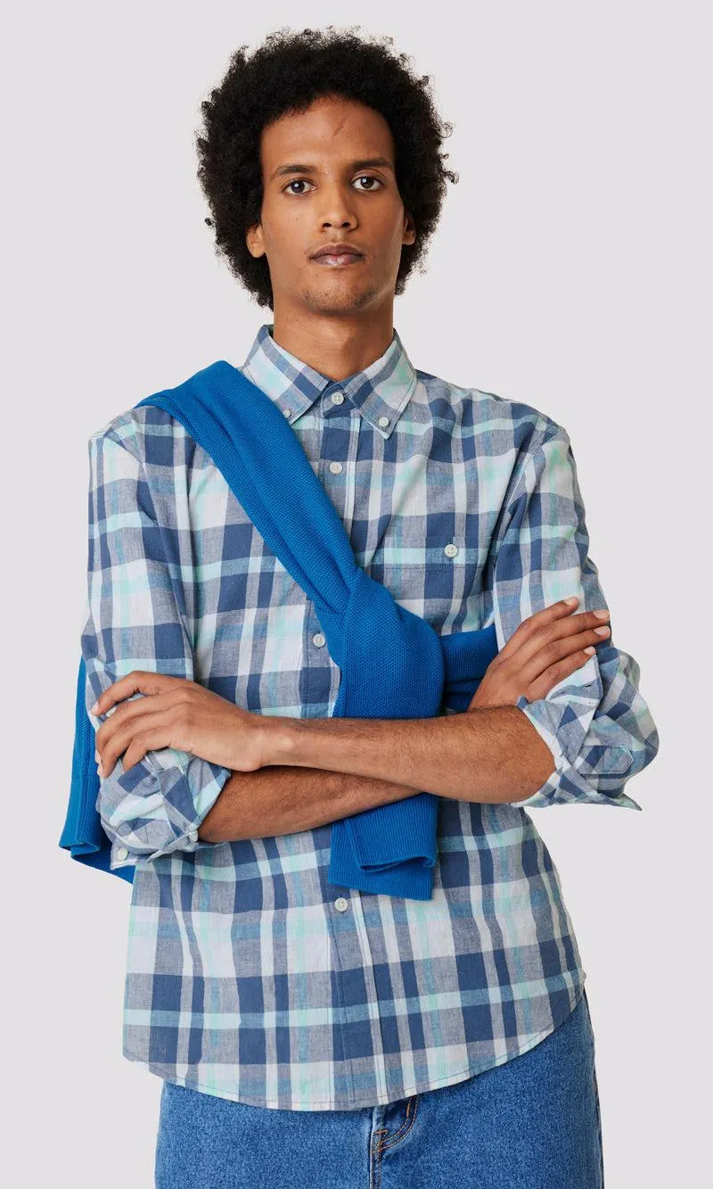 Langermet linskjorte i avslappet passform