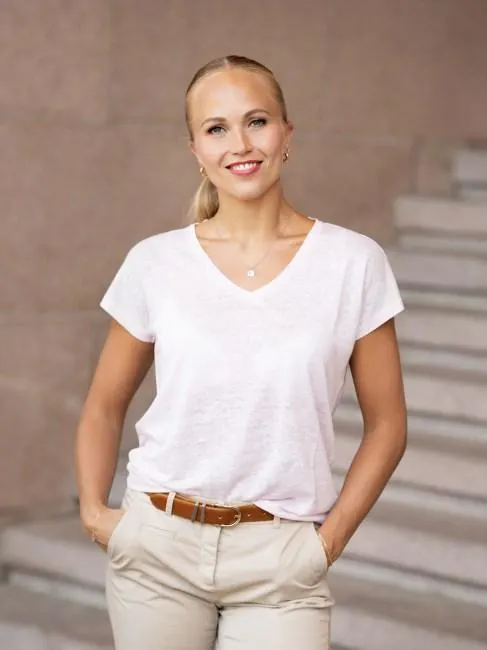 Linen V-neck Tee Pink