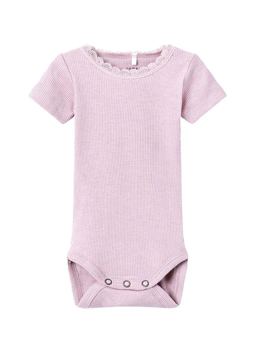 KORTERMET SPARKEDRAKT