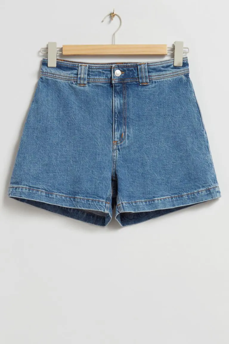 Denimshorts med høyt liv