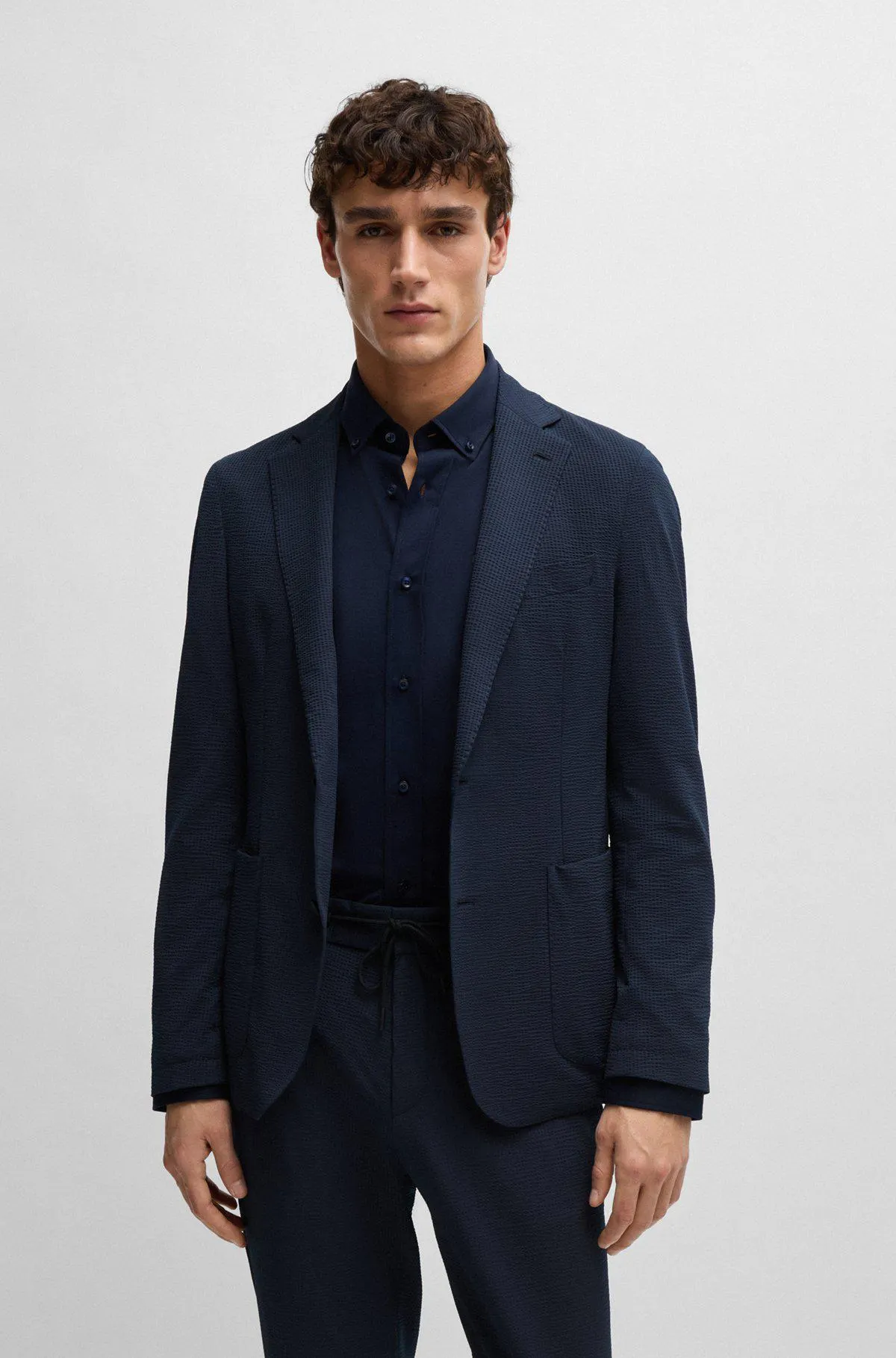 Slim-fit jacket in performance-stretch seersucker