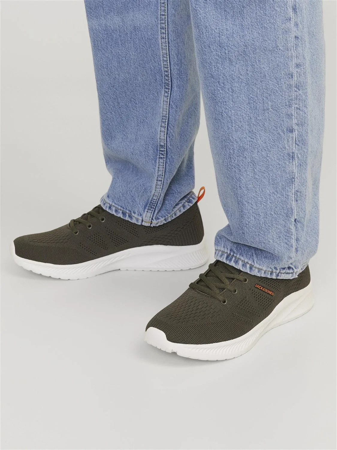 Mesh Sneaker
