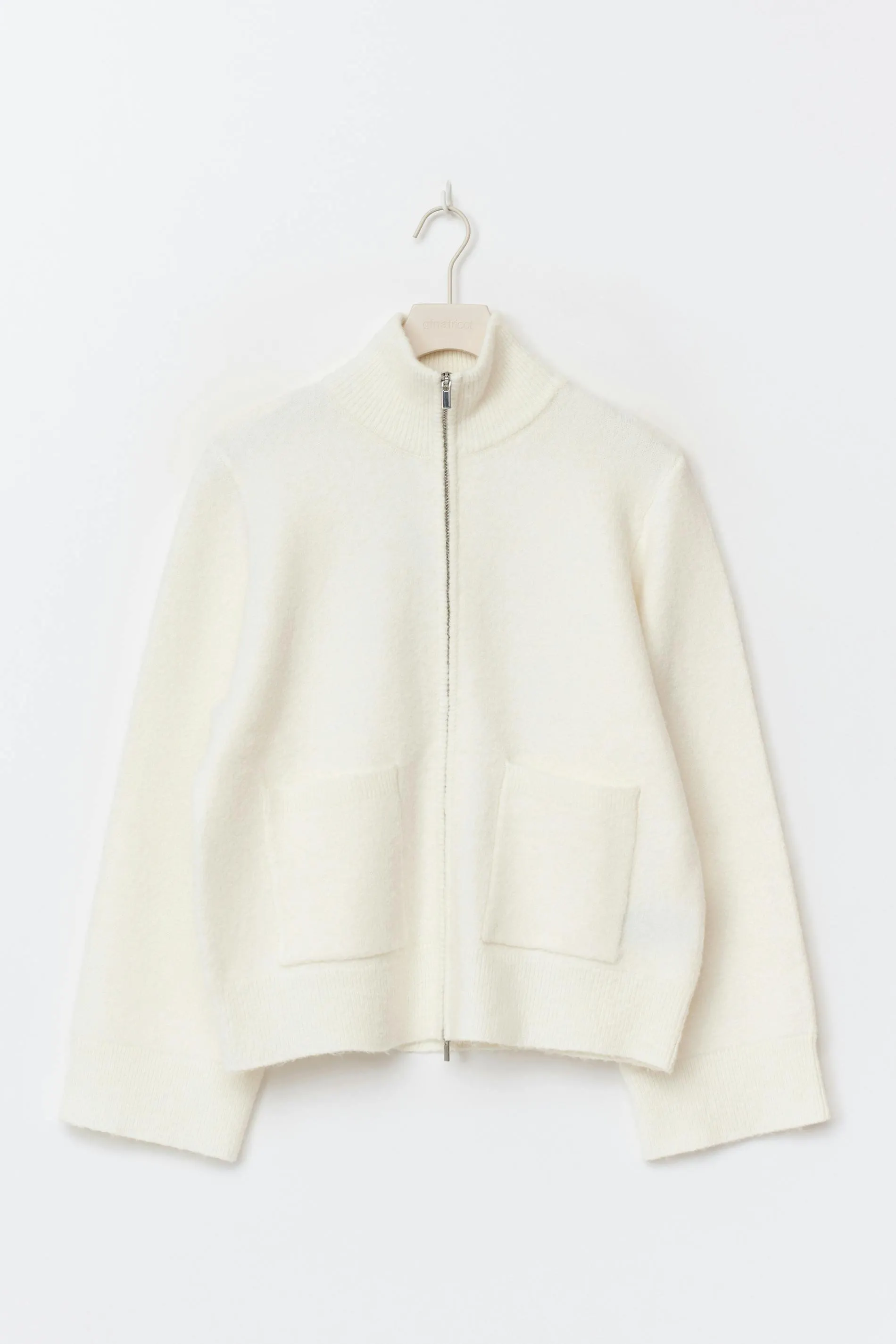 Knitted pocket cardigan