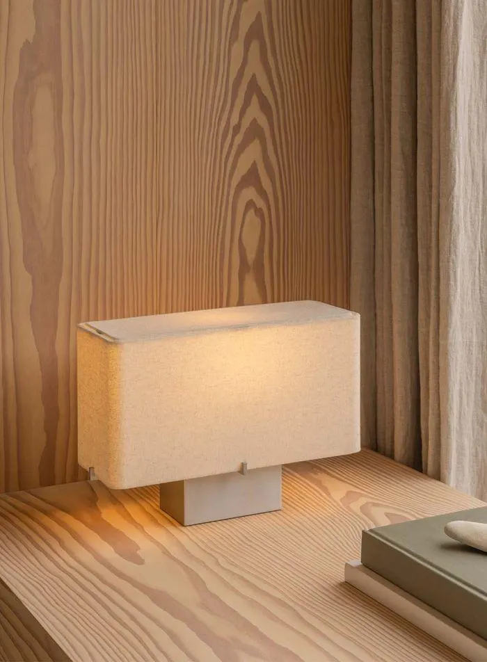 Nonna bordlampe H24 - aluminium/sand