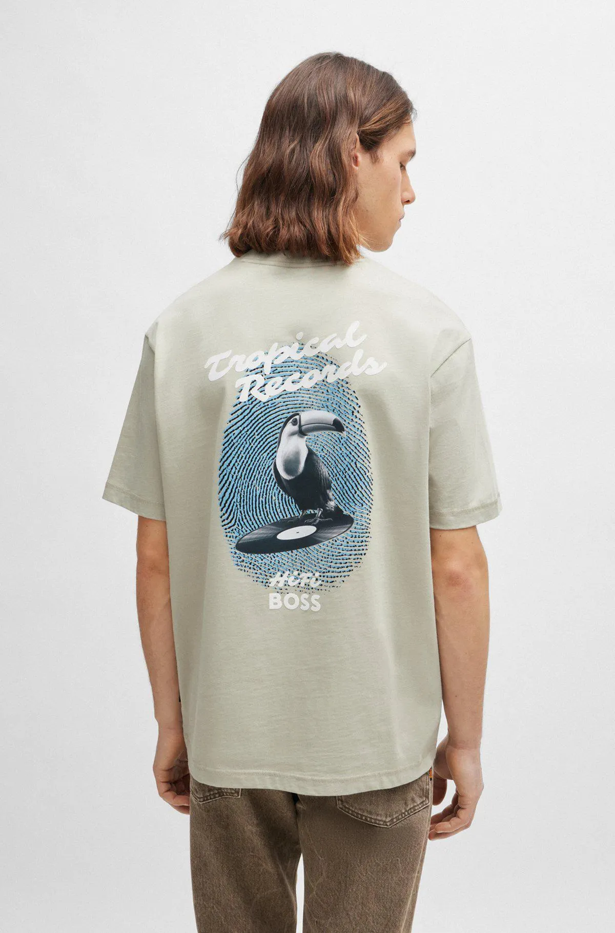 Relaxed-fit T-shirt in pure cotton with seasonal artwork
