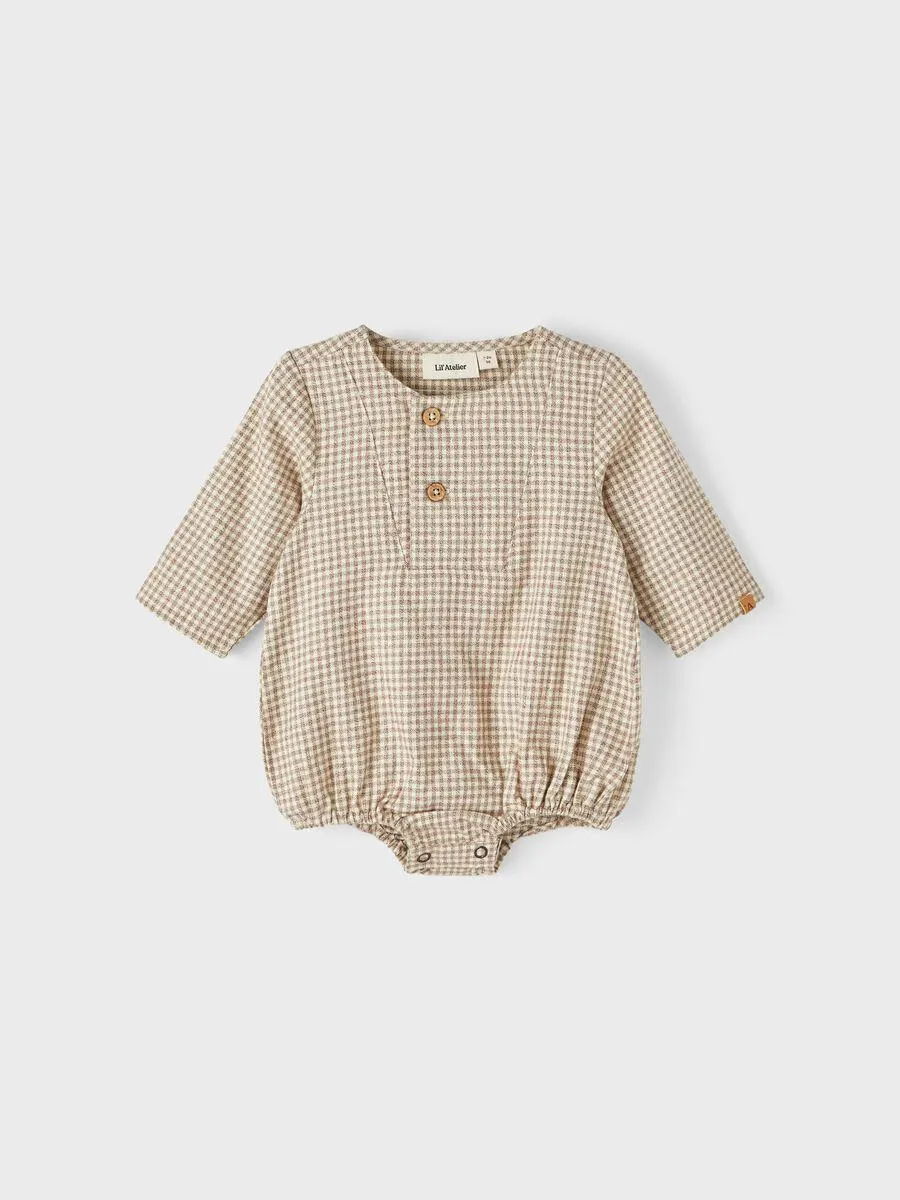 SKJORTE MED LØS PASSFORM SPARKEDRAKT